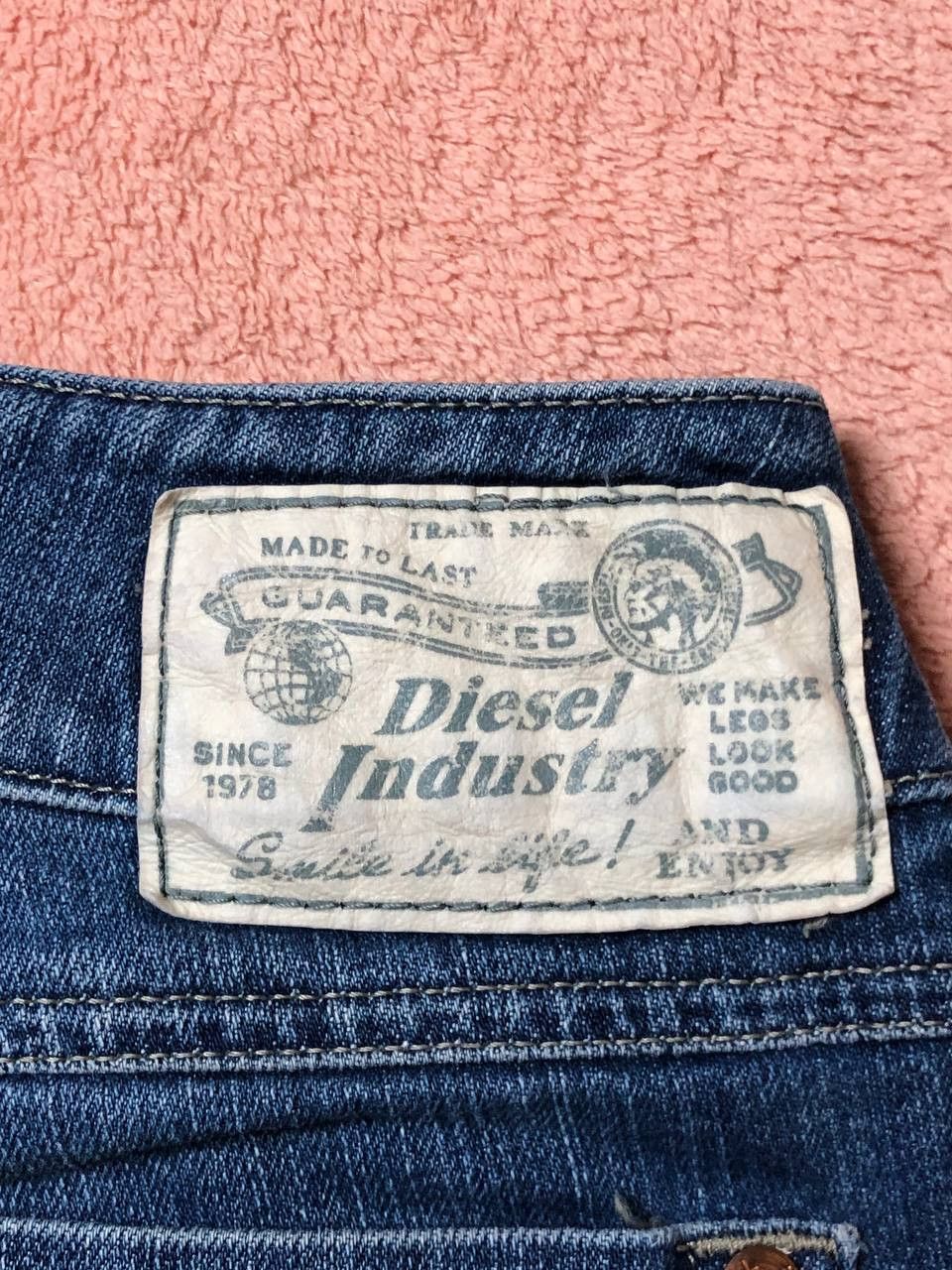 Diesel × Japanese Brand Vintage Diesel Y2K distressed Flare denim pants Size 30" / US 8 / IT 44 - 5 Thumbnail