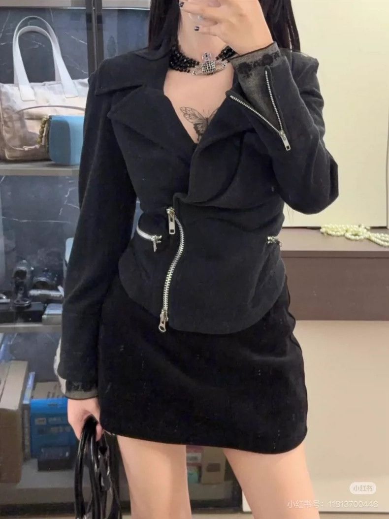 Vivienne Westwood Vivienne Westwood size2 The witch wore a Gothic turned-down Size M / US 6-8 / IT 42-44 - 1 Thumbnail
