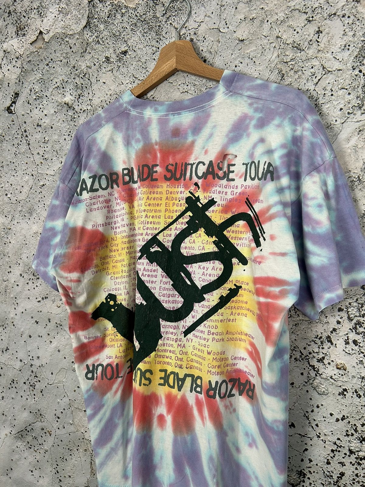Band Tees × Vintage Vintage Bush Razor Blade Suitcase Tour Rock Band Tee 90s Size US XL / EU 56 / 4 - 3 Thumbnail