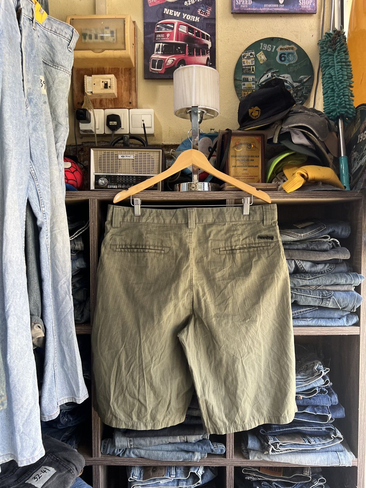 Analog 🔥Analog Stripe Cropped Pant Size US 37 - 3 Thumbnail