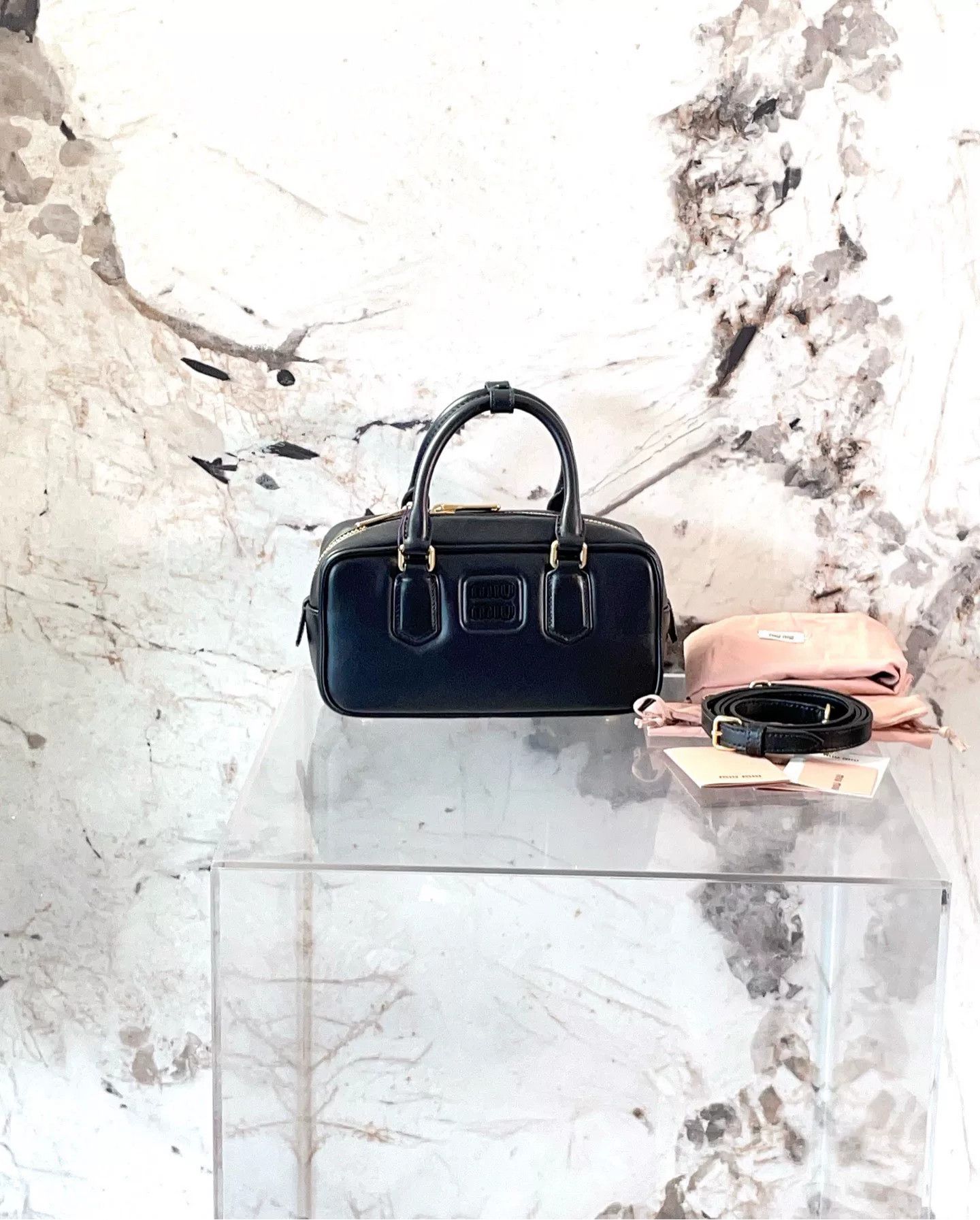 Miu Miu Pre-loved Bag Very good condition Size ONE SIZE - 1 Thumbnail