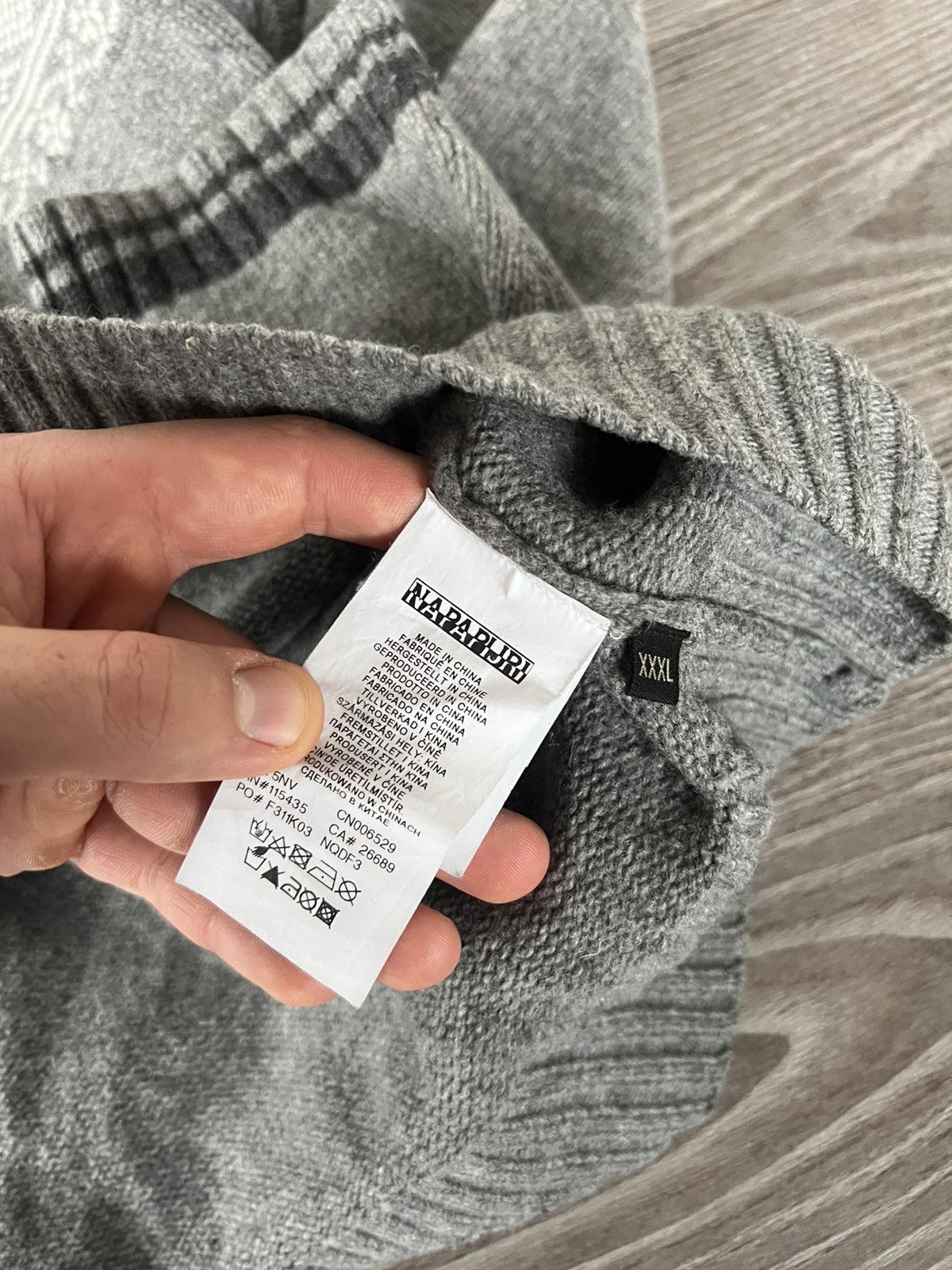 Napapijri Vintage Napapijri Laine Wool 100% Patch Logo Zip Sweater Size US XL / EU 56 / 4 - 10 Thumbnail