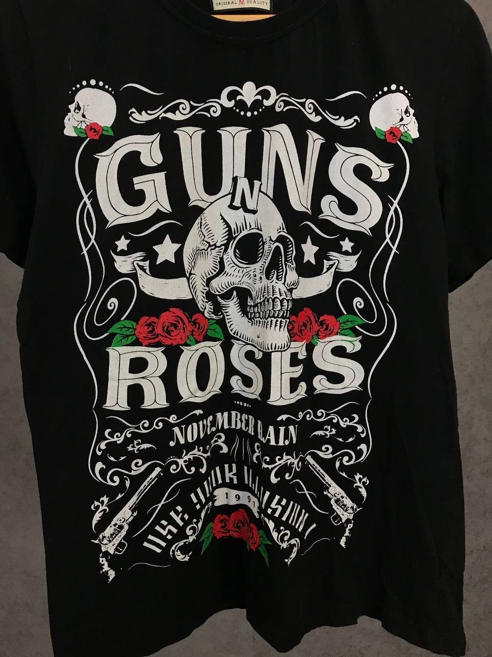 Band Tees Guns N Roses vintage rock band tee Size US M / EU 48-50 / 2 - 3 Thumbnail