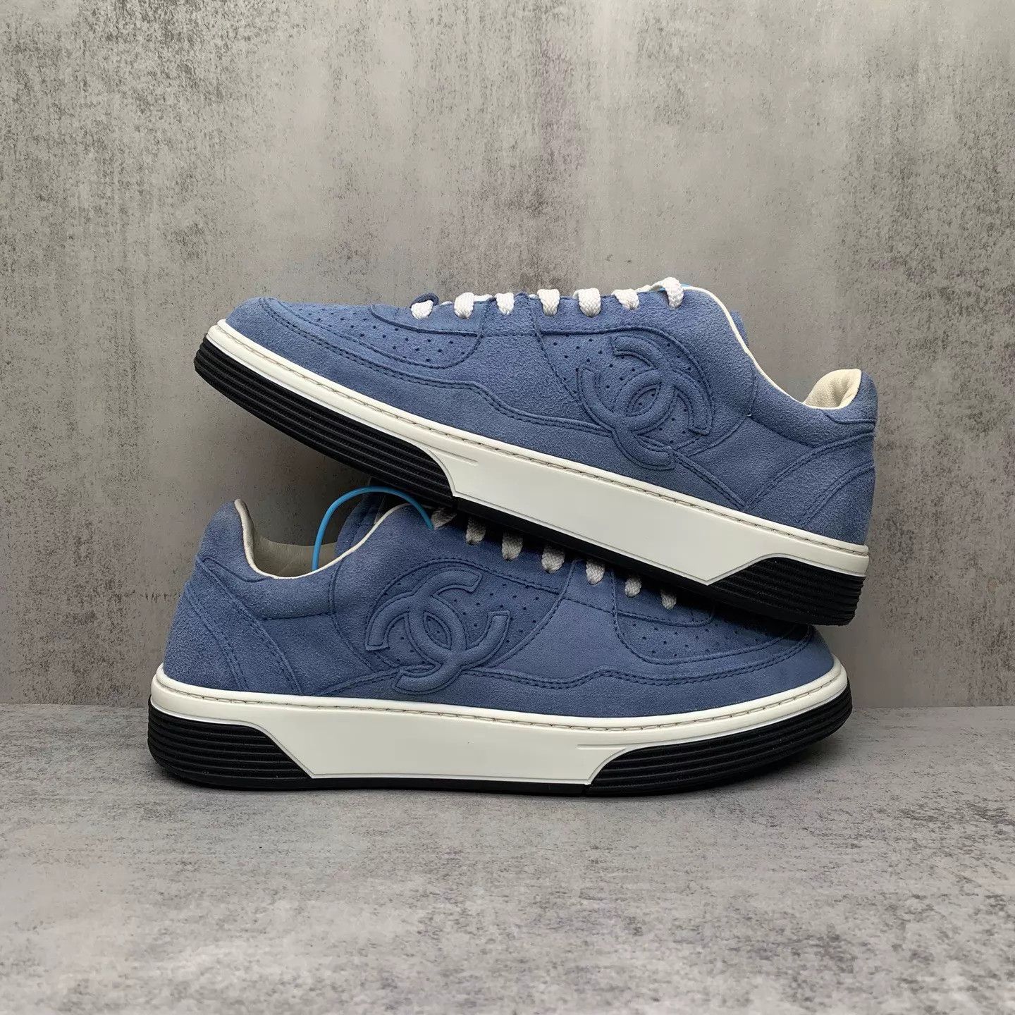 Chanel Chanel Mist Blue Suede Sneakers 38 98 New JZ1556 Size US 7.5 / IT 37.5 - 2 Thumbnail