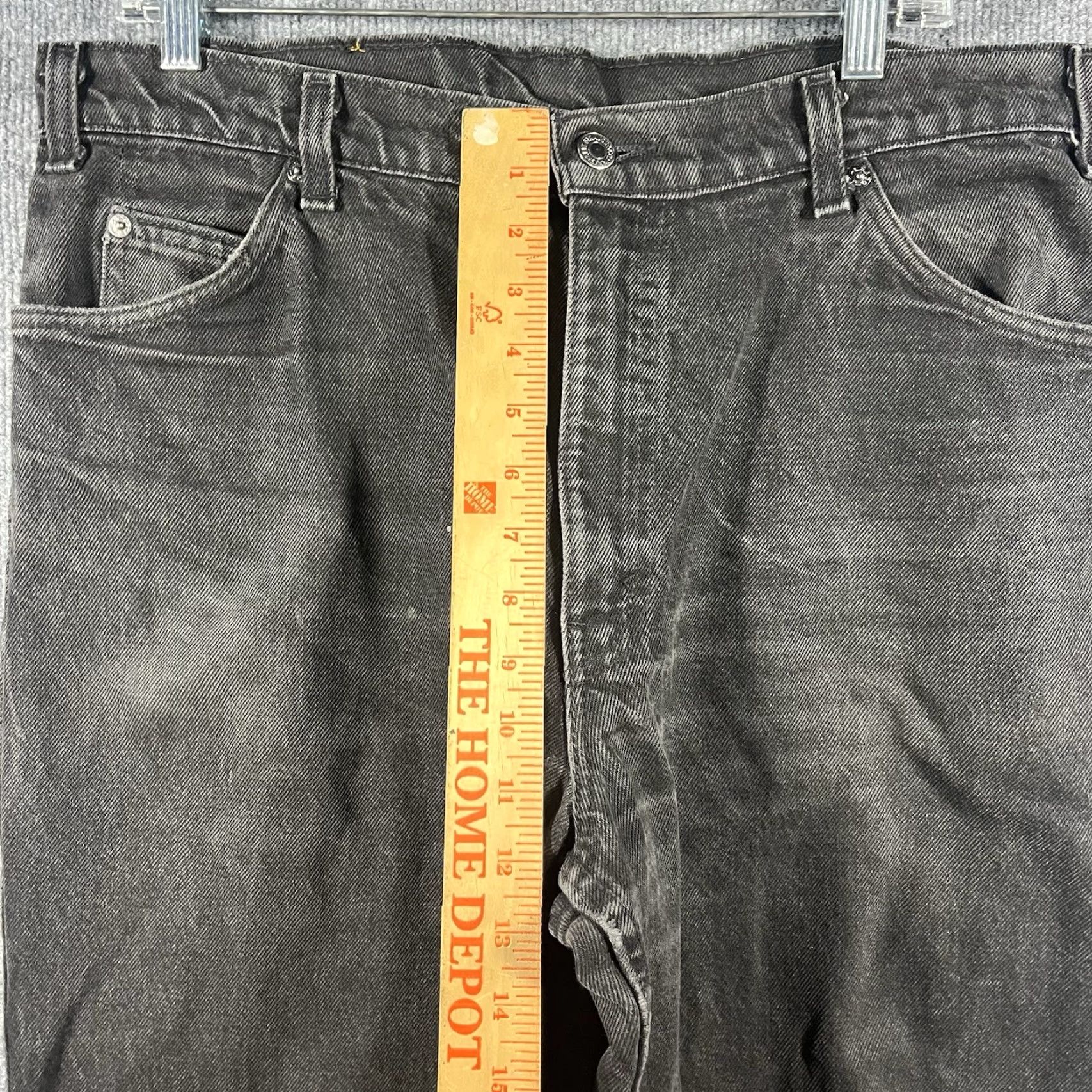 Levi's VINTAGE Levi's Jeans 550 Tapered 36x31 Regular Mens Black USA Denim Leather Logo Pocket Size US 36 / EU 52 - 3 Thumbnail