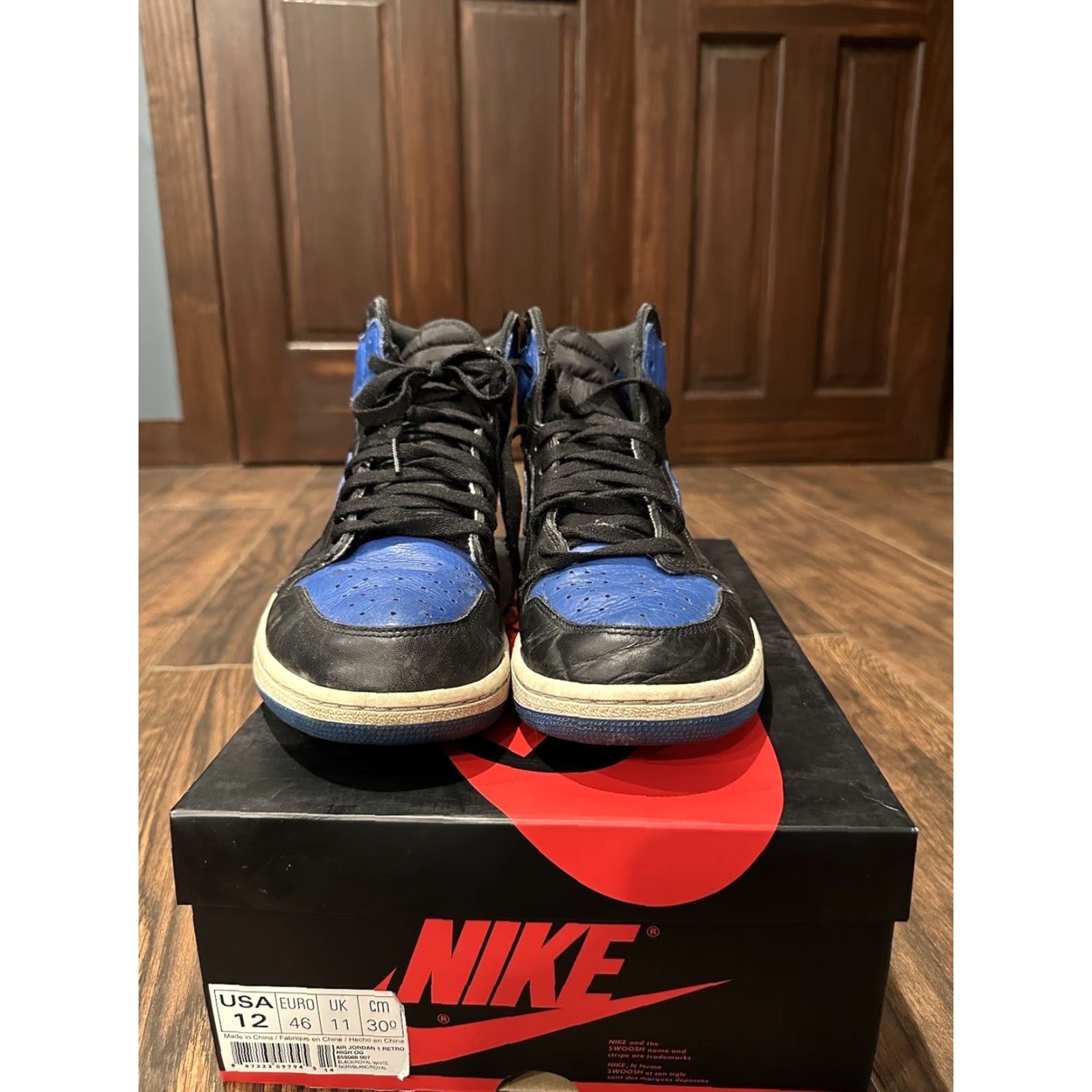 Jordan Brand Nike Air Jordan 1 Retro High OG Royal 2017 SIZE 12 BLUE WHITE BLACK Men High Top Sneaker Size US 11 / EU 44 - 2 Thumbnail