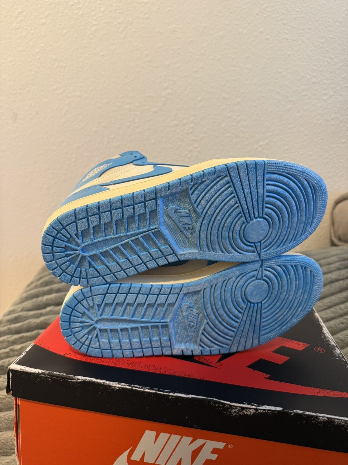 Jordan Brand Size 10.5-Jordan 1 UNC reimagined Size US 10.5 / EU 43-44 - 7 Thumbnail