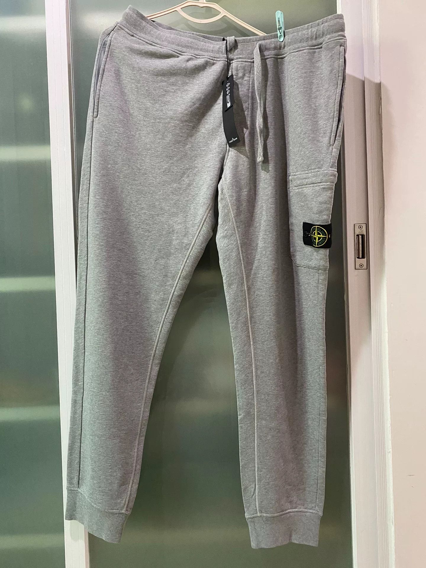 Stone Island stone island gray logo sweatpants XXL Size US 28 / EU 44 - 1 Thumbnail