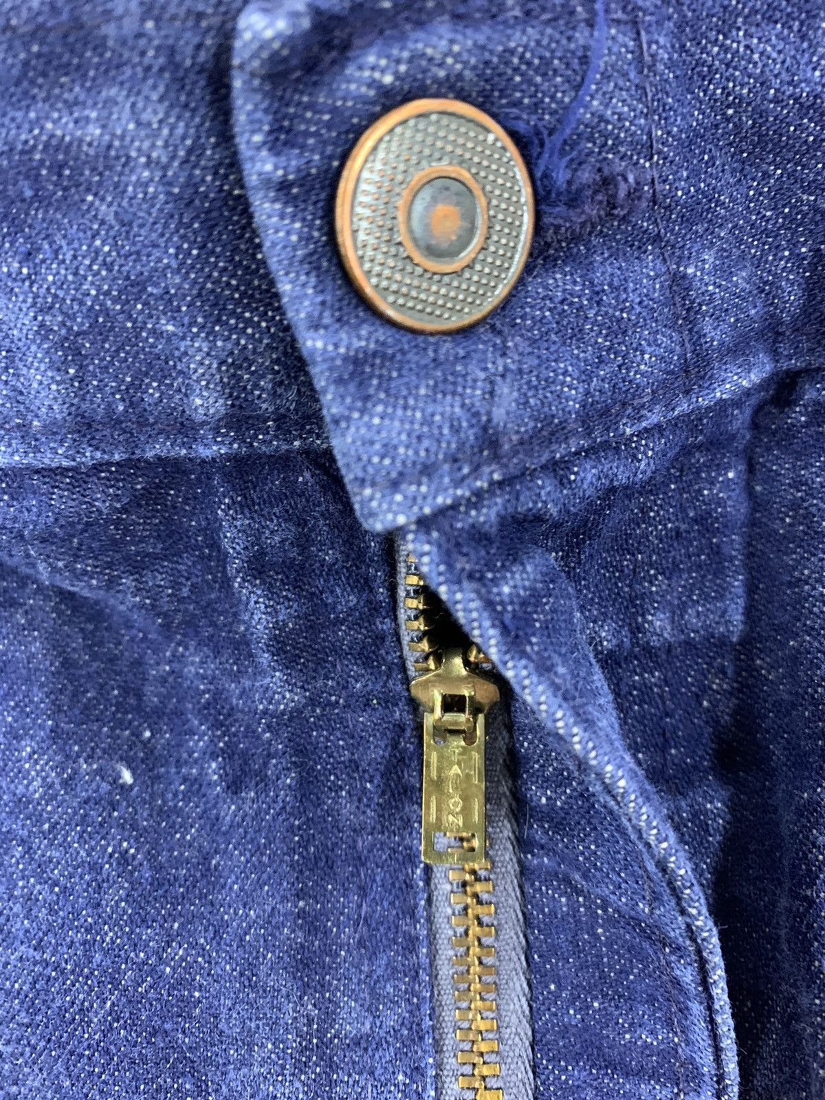 Vintage Vintage 90s Blue Shorts Size US 39 - 1 Thumbnail