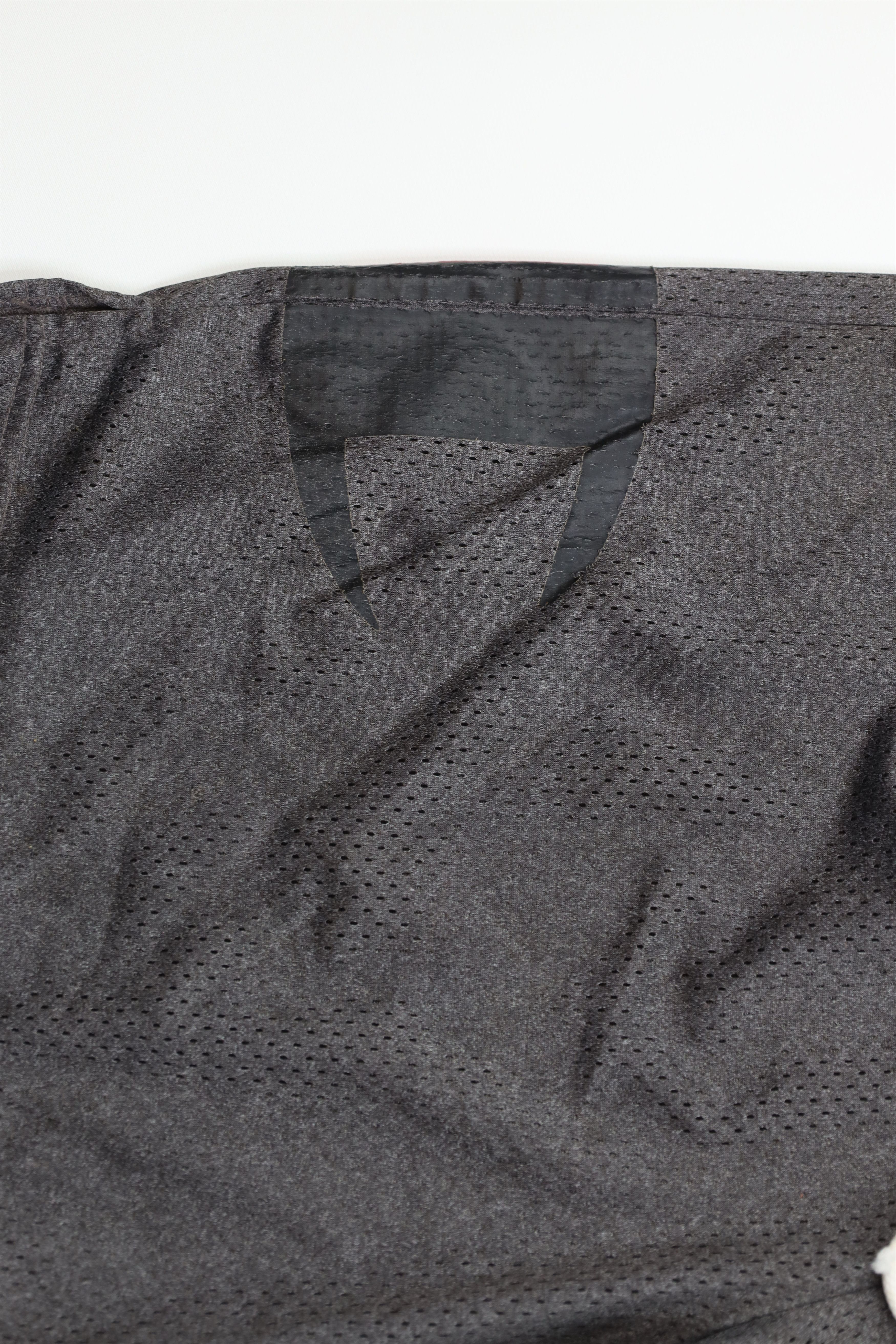 Champion Vintage Champion Big Logo Mesh Basketball Shorts Gray Size US 34 / EU 50 - 6 Thumbnail