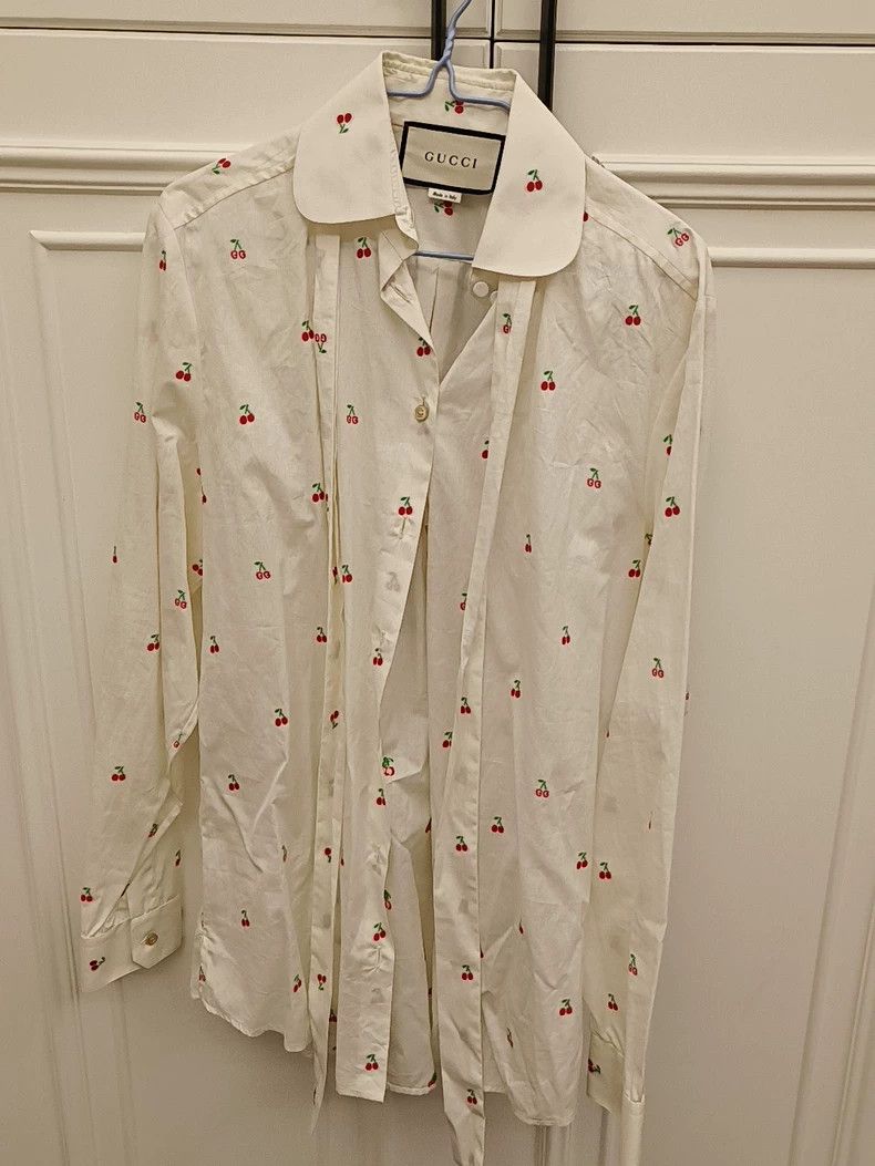 Gucci GucciLong-sleeved shirt 2503-Nextarrow Size XS / US 0-2 / IT 36-38 - 1 Thumbnail