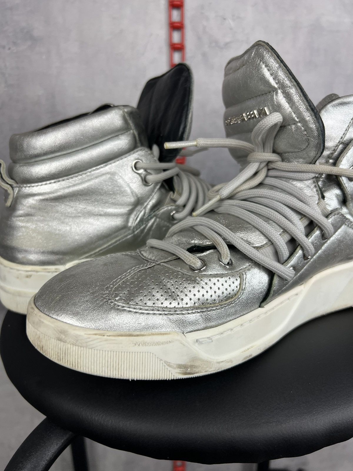 Dolce & Gabbana Dolce & Gabbana Silver Leather High Top Sneakers Size 8,5 Size US 8.5 / EU 41-42 - 14 Thumbnail