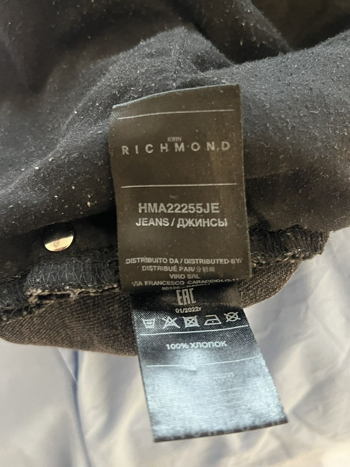 John Richmond John Richmond “It’s Only Rock N Roll” BlackDistressedJeans34 Size US 34 / EU 50 - 23 Thumbnail