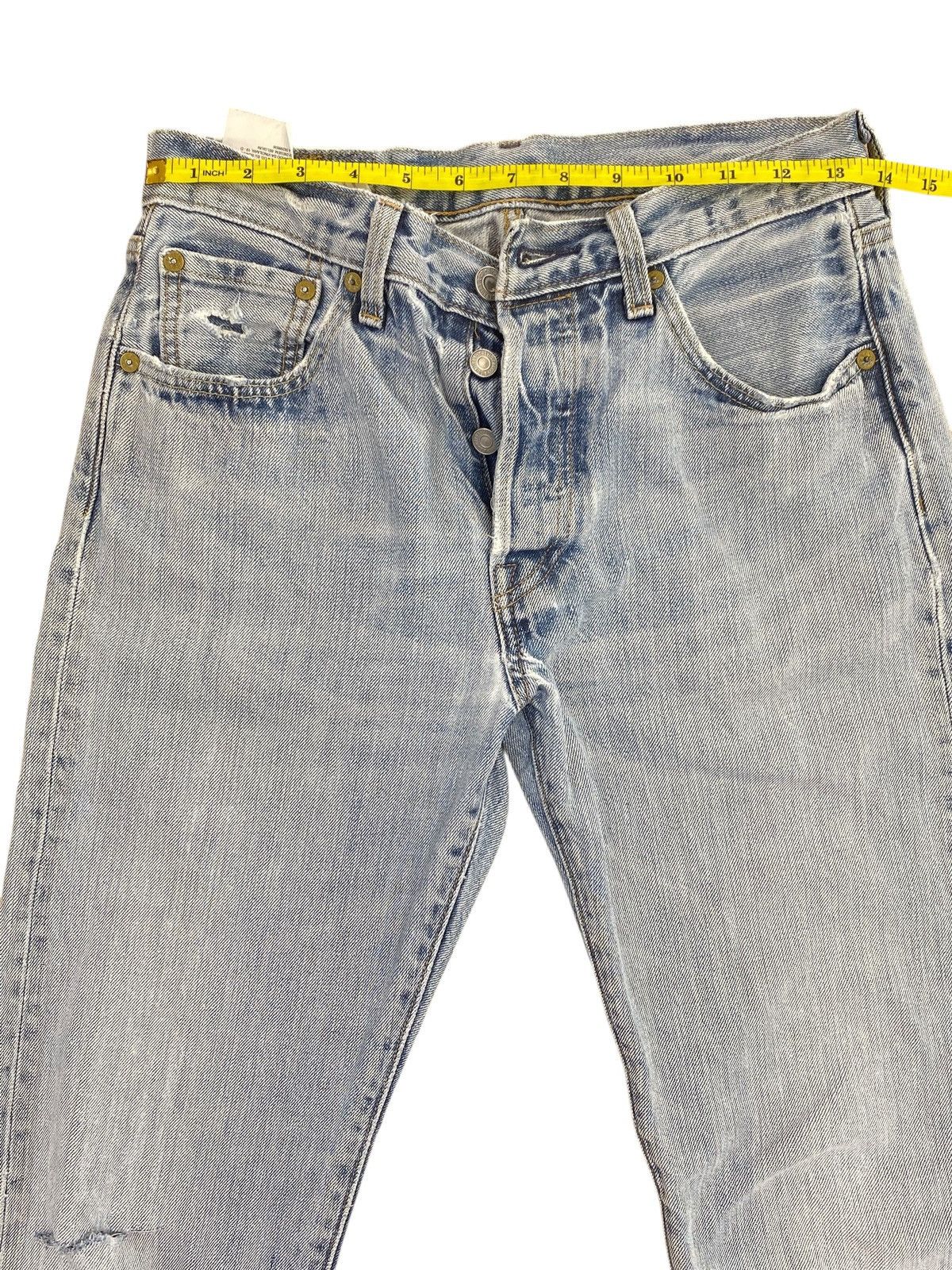 Levi's Vintage Clothing Levi’s Vintage Faded Wash Style Loose Jeans Size US 28 / EU 44 - 9 Thumbnail