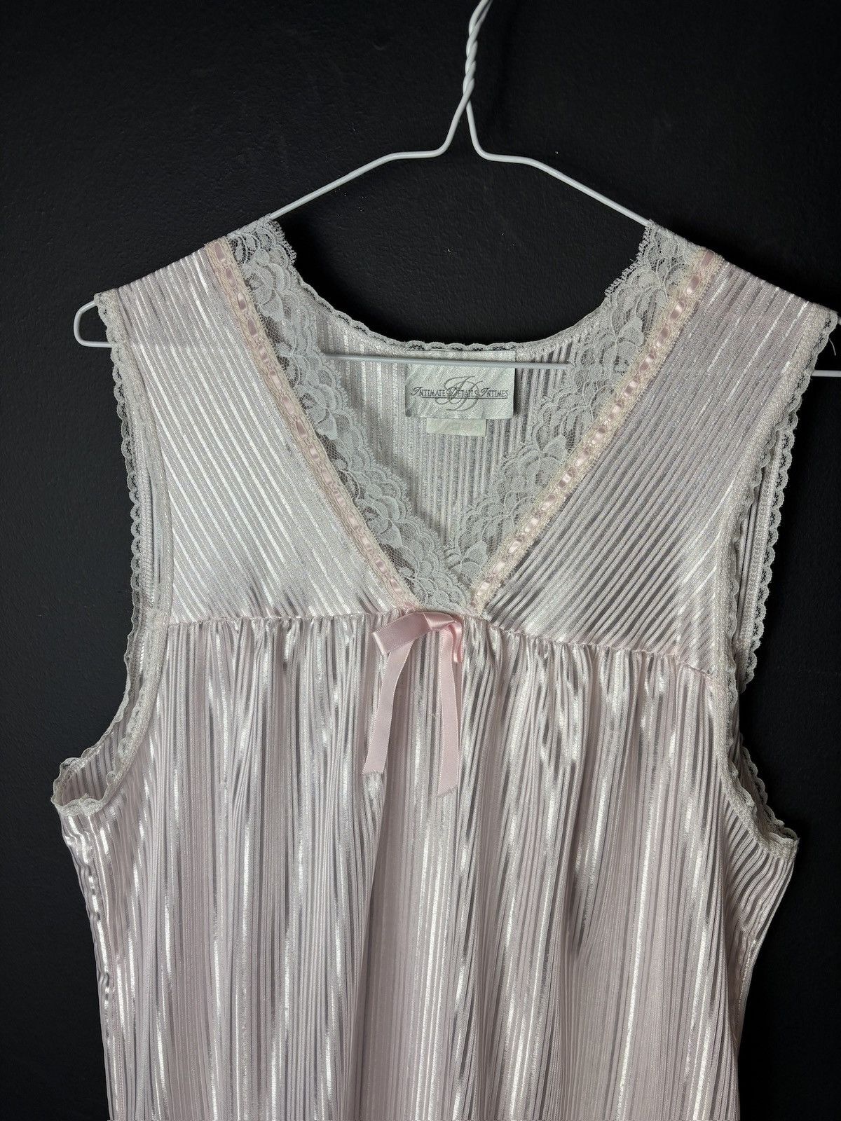 Vintage 1980s Vintage Night Gown Satin Shiny Sleep Slip Dress Lace Size M / US 6-8 / IT 42-44 - 3 Thumbnail
