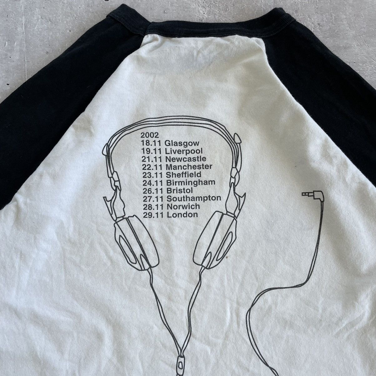 Vintage 🔥RARE🔥Vintage hi-fi Serious tour 2002 style y2k rap Size US XL / EU 56 / 4 - 5 Thumbnail