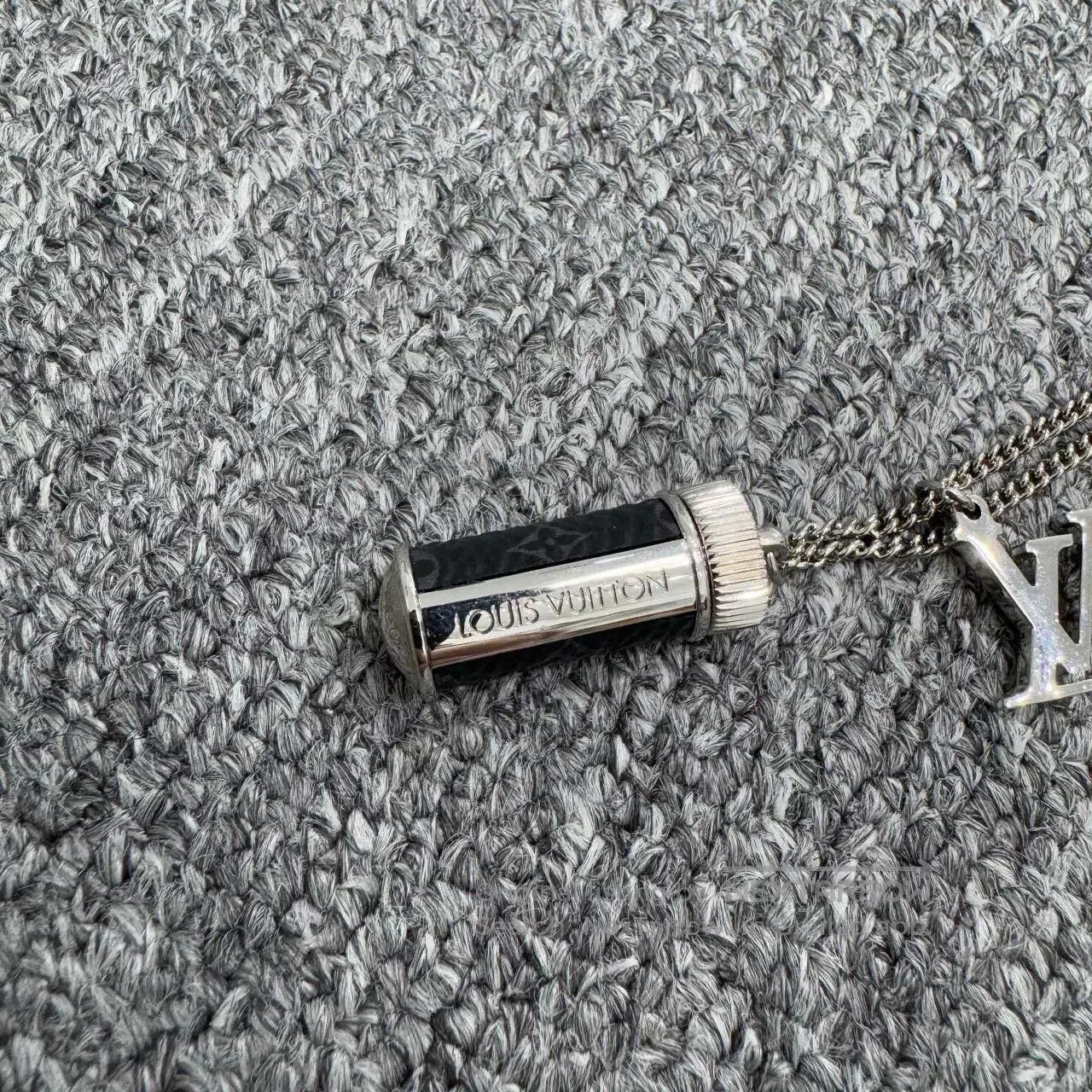 Louis Vuitton lv perfume bottle necklace for sale. Size ONE SIZE - 4 Thumbnail