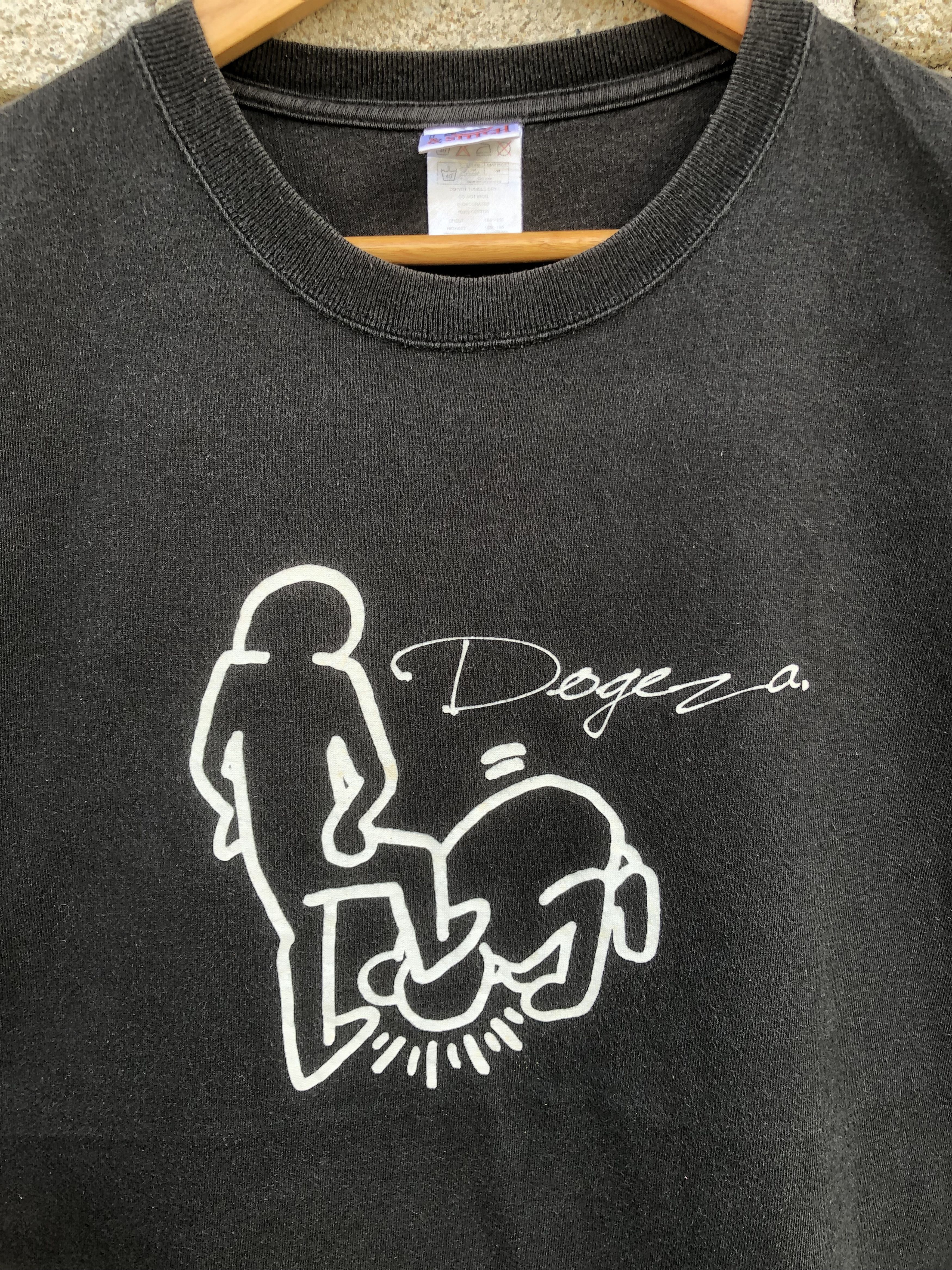 Vintage Vintage Sunfaded Dogera Keith Haring Art Tee Size US L / EU 52-54 / 3 - 2 Thumbnail
