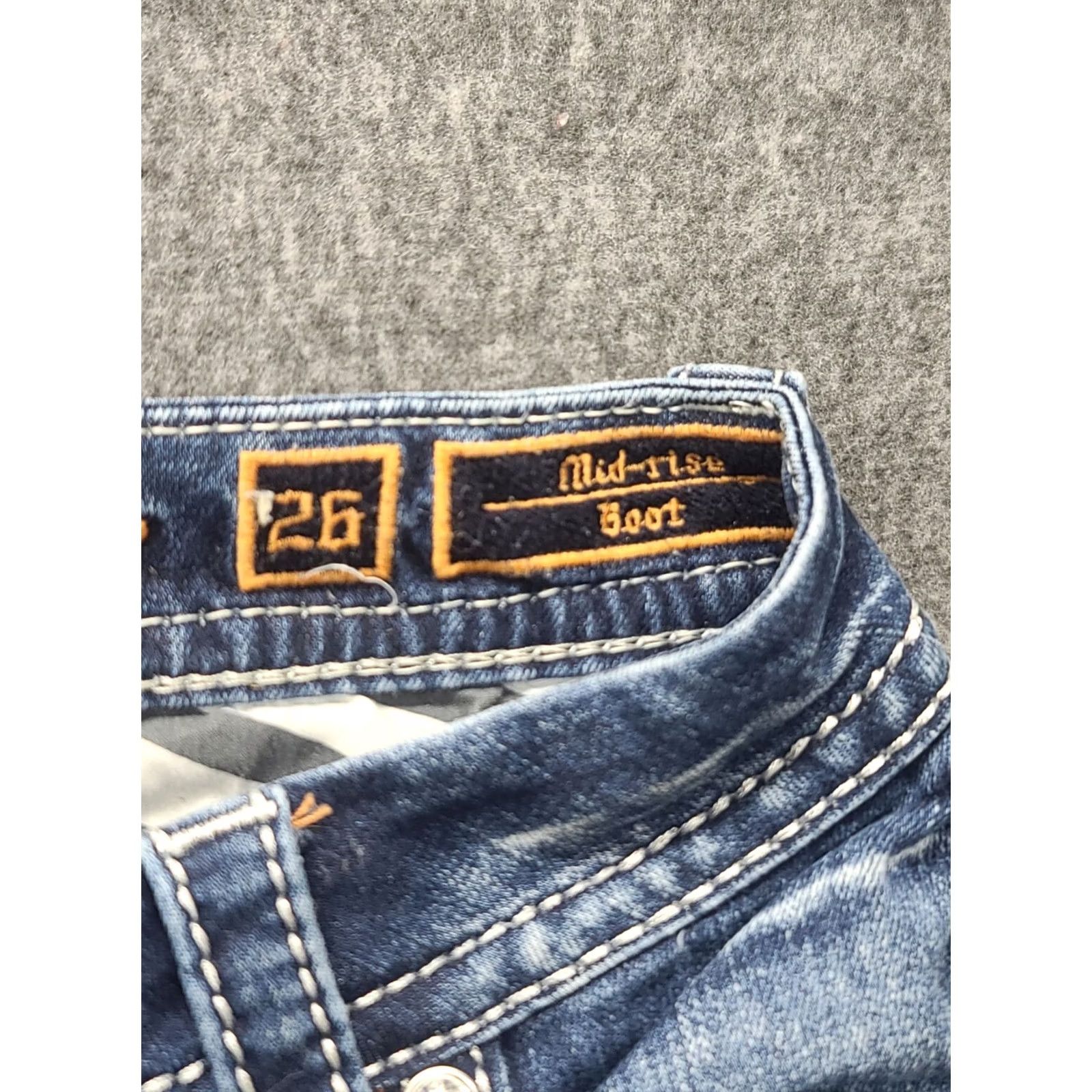 Vintage Rock Revival Jeans Womens 28x29 Relaxed Bootcut Mid Rise Denim Jewel Embroidered Rhinestone Rock Revival Jessee Womens Jeans Boys? Size 28" / US 6 / IT 42 - 4 Thumbnail