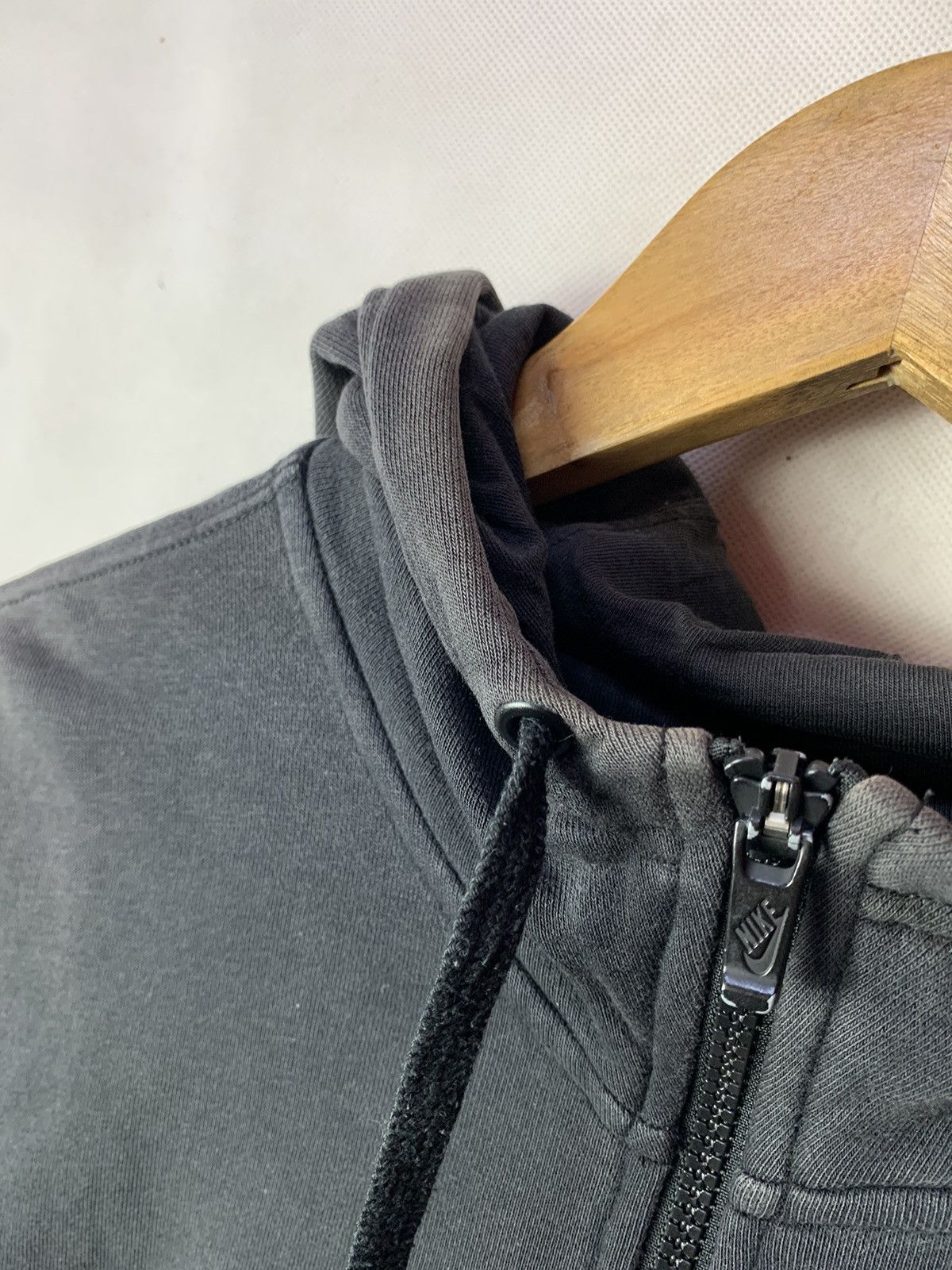Nike 🔥Nike Small Swoosh Hoodie Zipper Sweater Sweatshirt Size US S / EU 44-46 / 1 - 4 Thumbnail