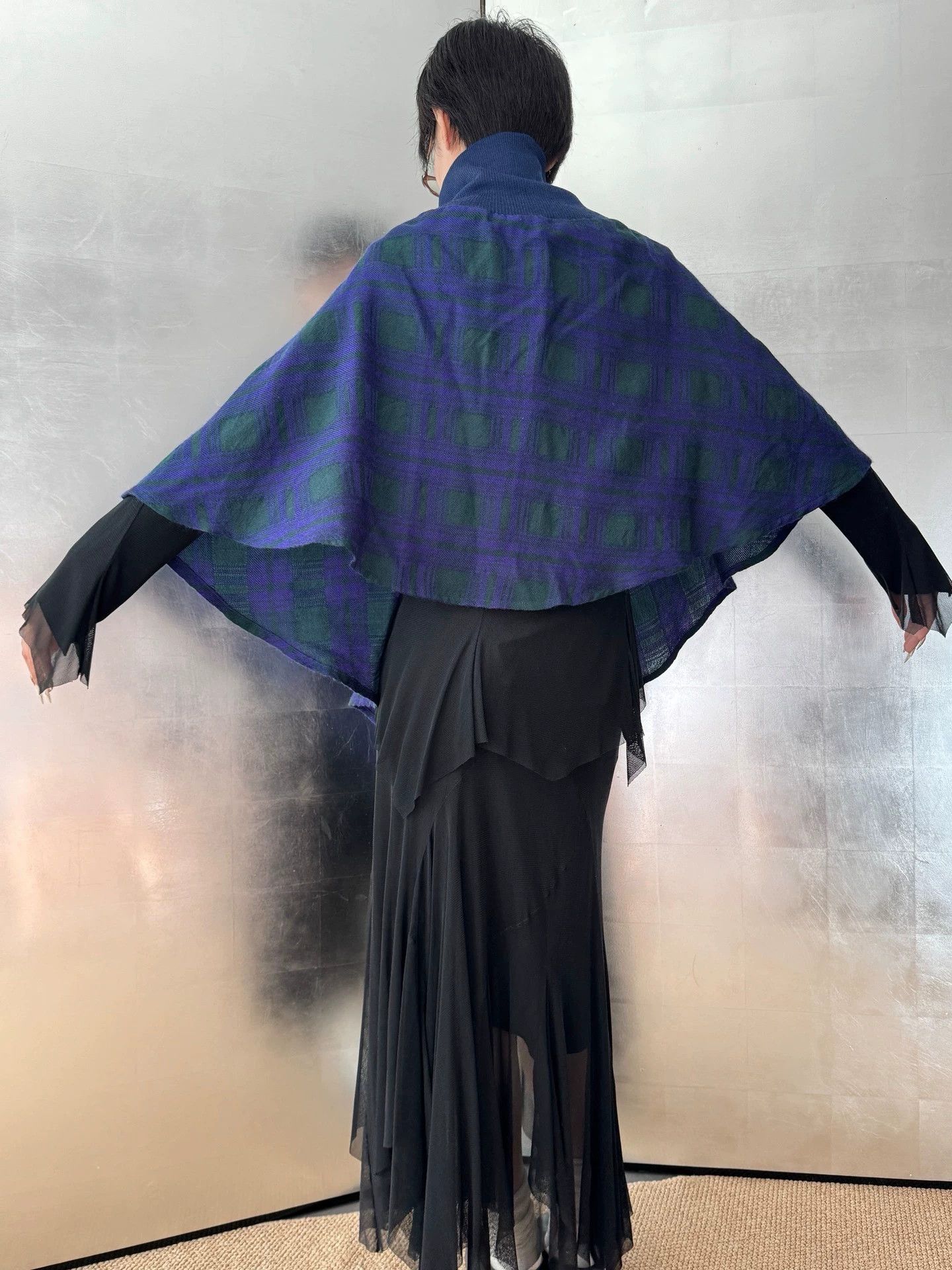 Yohji Yamamoto Yohji Yamamoto Wool Turtleneck Cape Top Size 2 Size XS / US 0-2 / IT 36-38 - 6 Thumbnail