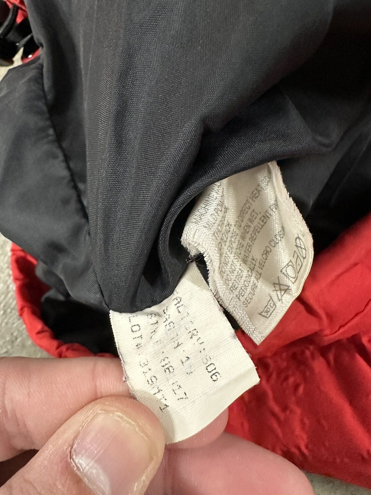 The North Face × Vintage Vintage 90s The North Face Mountain Light Red Jacket Size US L / EU 52-54 / 3 - 15 Thumbnail