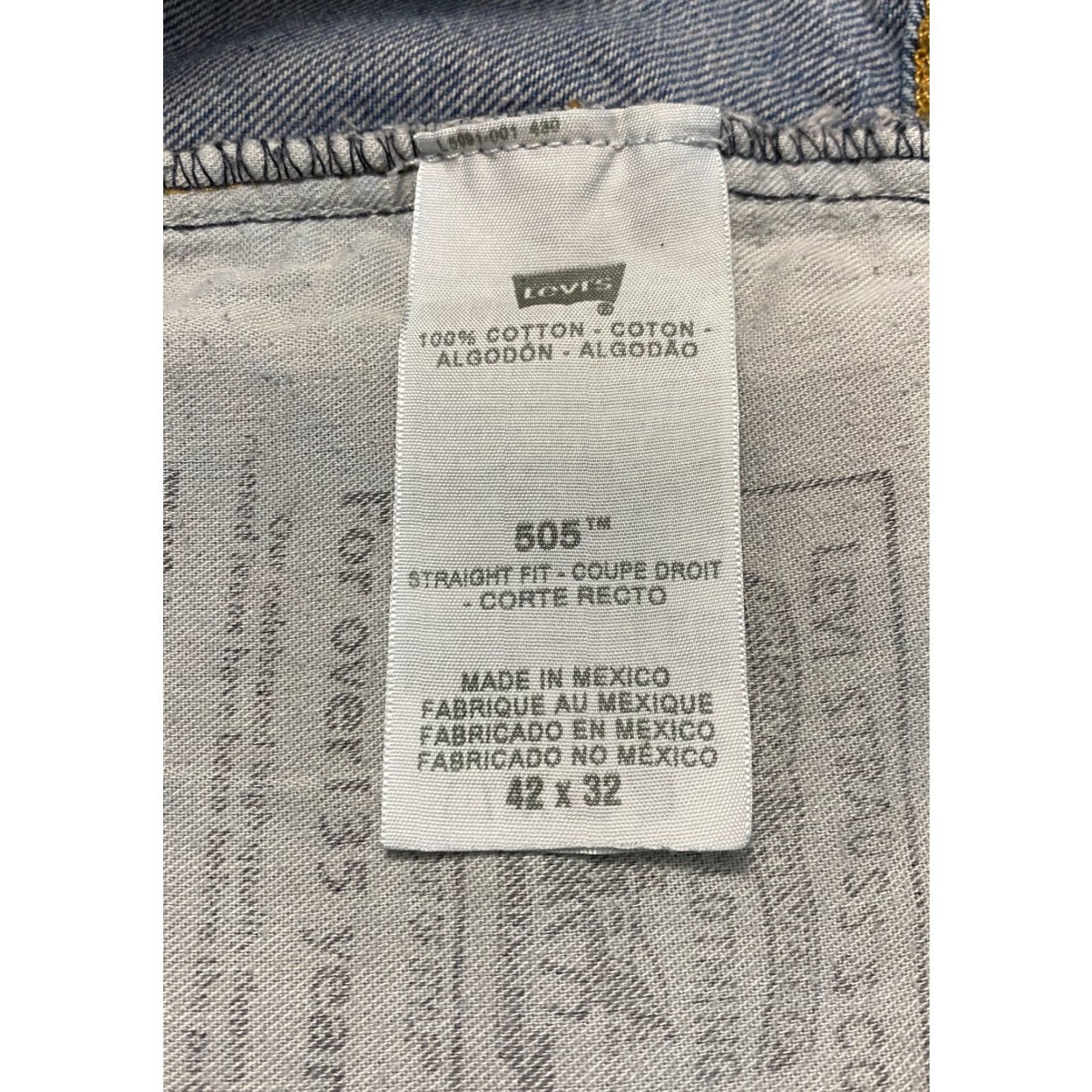 Levi's VINTAGE Levis 505 Jeans Blue Denim Straight Fit 42x32 Mens Jeans 5-Pocket Regular 100% Cotton Blue Denim USA Levi's 500 Series Mens Size US 42 / EU 58 - 5 Thumbnail