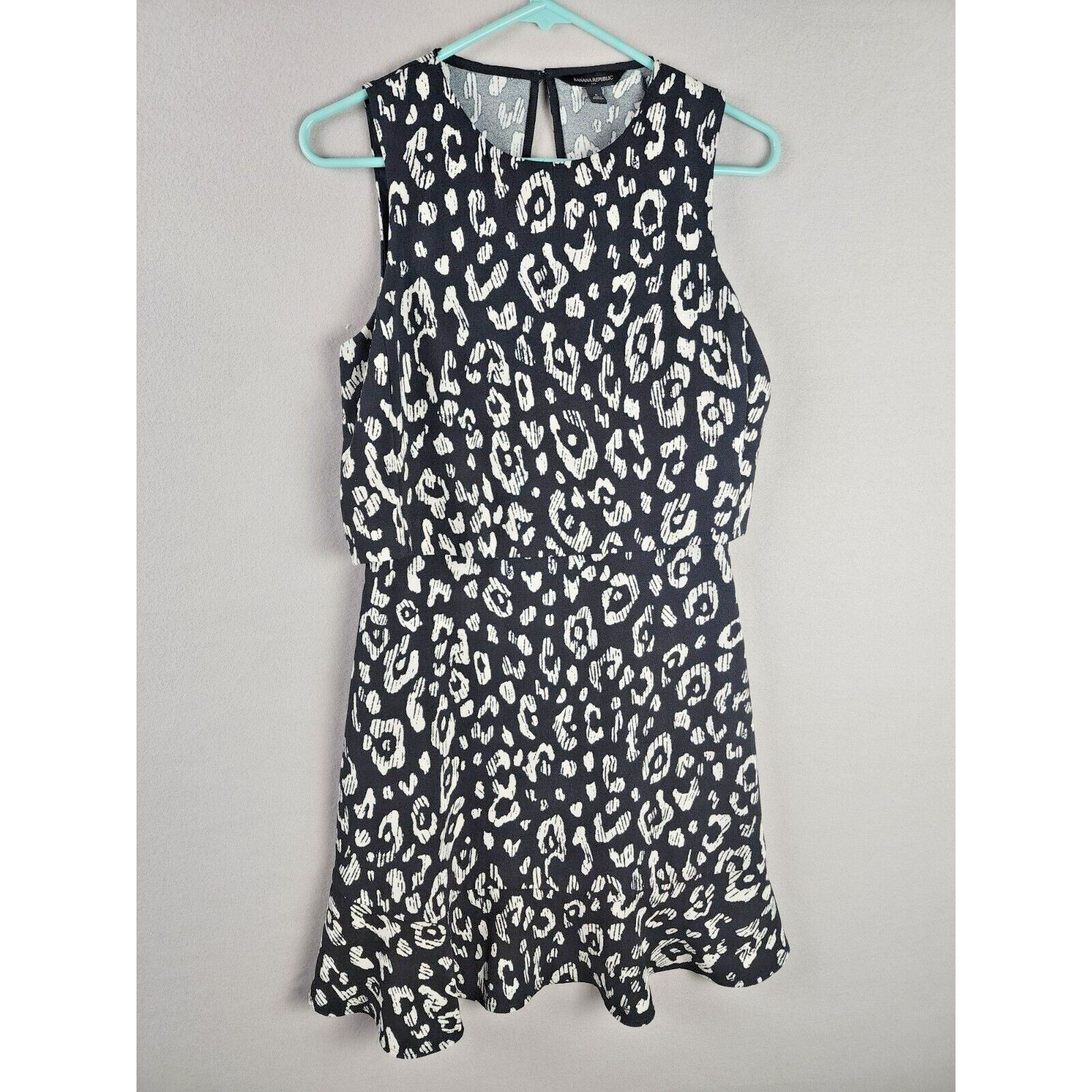 Banana Republic Banana Republic Animal Print Dress Sleeveless Flared Size 6 Size M / US 6-8 / IT 42-44 - 1 Thumbnail
