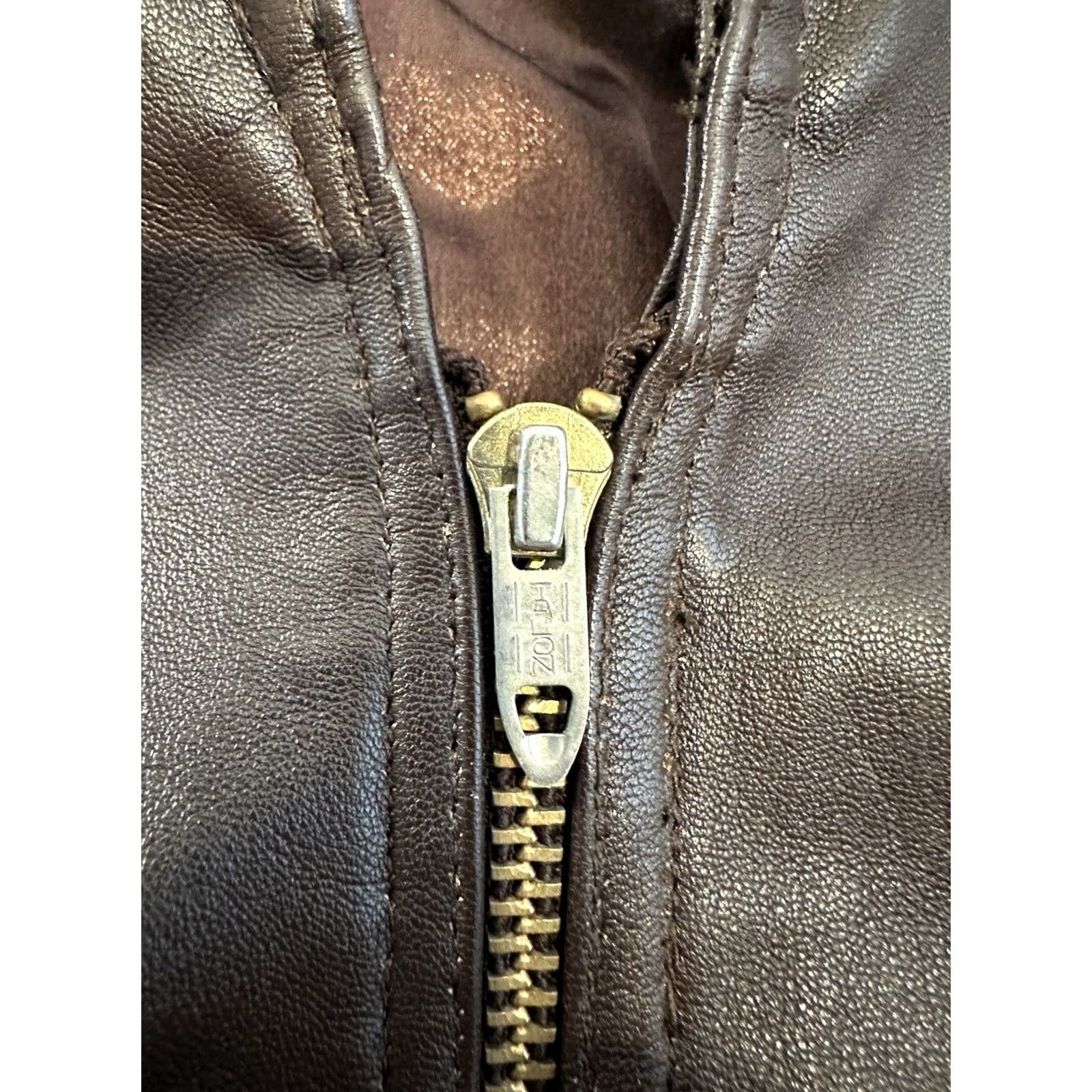 Vintage VINTAGE Unbranded 70s Leather Jacket L Brown Full Zip Motorcycle Classic Biker Mens Womens Size US L / EU 52-54 / 3 - 4 Thumbnail