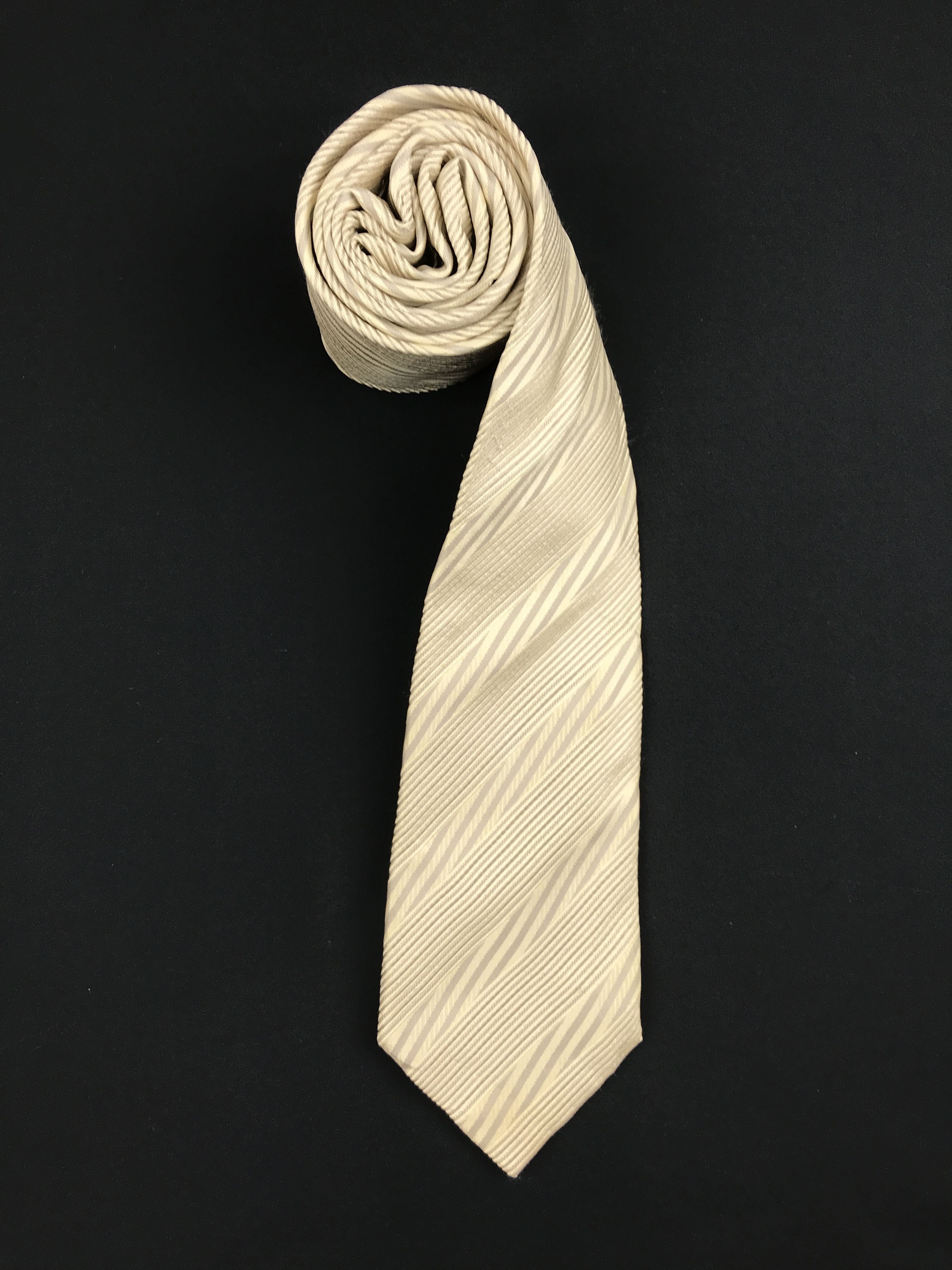 Designer × Krizia Uomo × Vintage Vintage Krizia Uomo Silk Necktie Size ONE SIZE - 2 Thumbnail