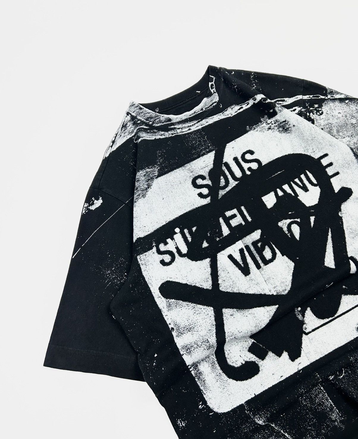 Off-White Rare OFF-WHITE Under Surveillance Skate T-shirt Size US M / EU 48-50 / 2 - 5 Thumbnail