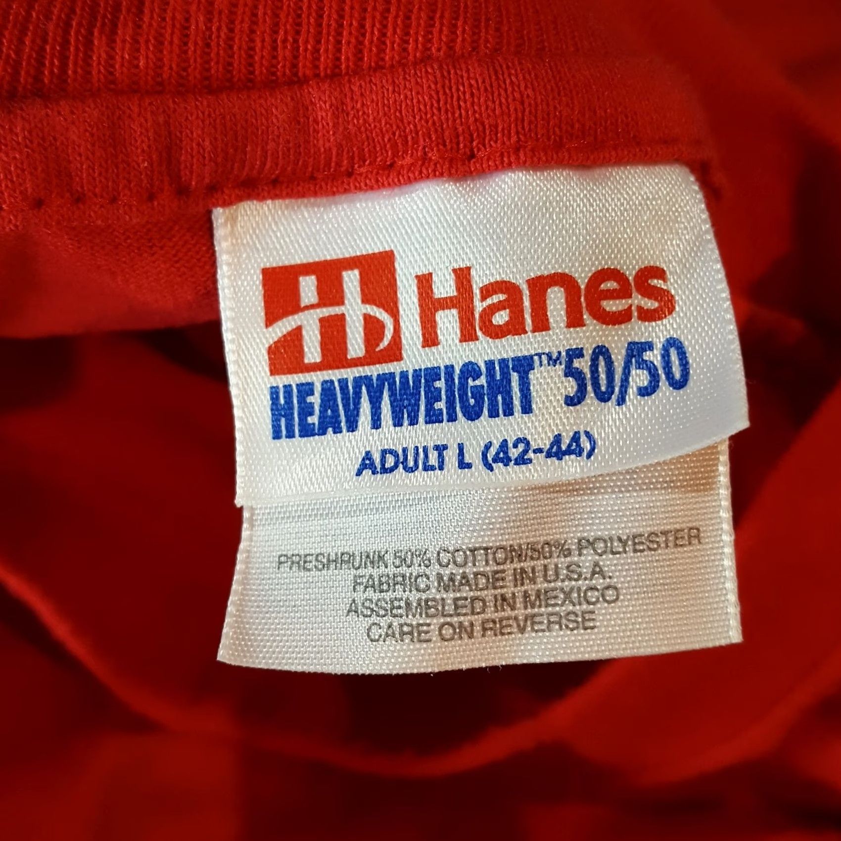 Hanes VINTAGE JCPenney Big Sale Promo Size L Red Single Stitch Red Retro T Shirt Mens Shirts Red 90s Cartoon Graphic Print Hanes Vintage T-Shirt Size US L / EU 52-54 / 3 - 6 Thumbnail