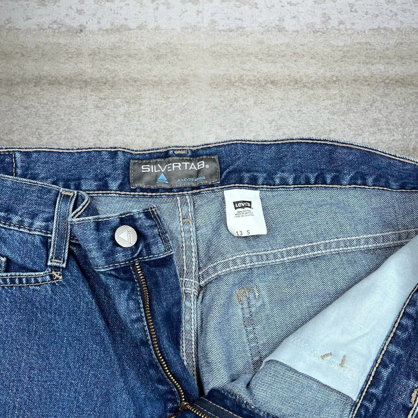 Levi's Vintage 90s Levis Silver Jeans Womens 13 Baggy Medium Wash Size 34" / US 12 / IT 48 - 4 Thumbnail