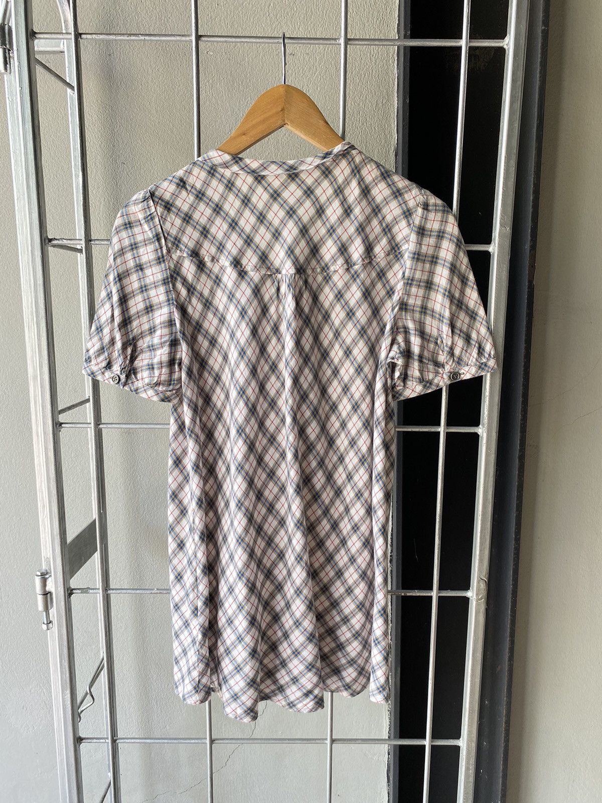 Burberry classic blouse