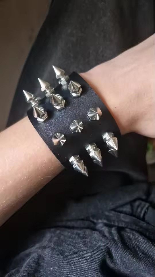 Jewelry Spike Strap Bracelet Gothic Demon Soul Horror Jewelry Size ONE SIZE - 5 Thumbnail