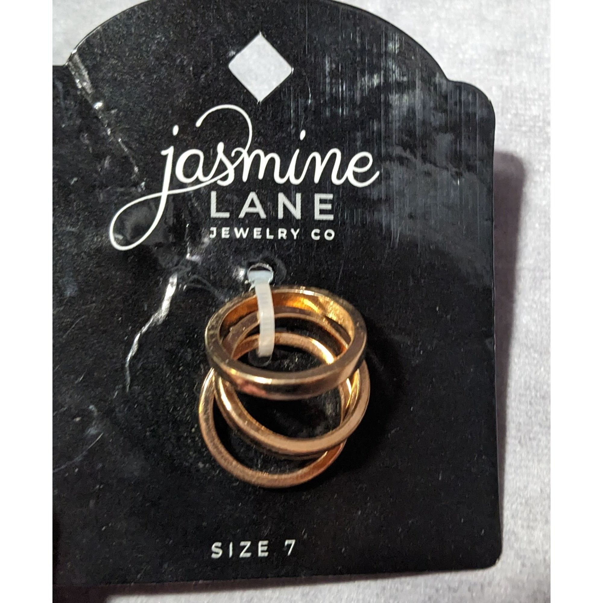 Other Jasmine Lane Gold Tone Three ring Set Size 7 Size ONE SIZE - 3 Thumbnail
