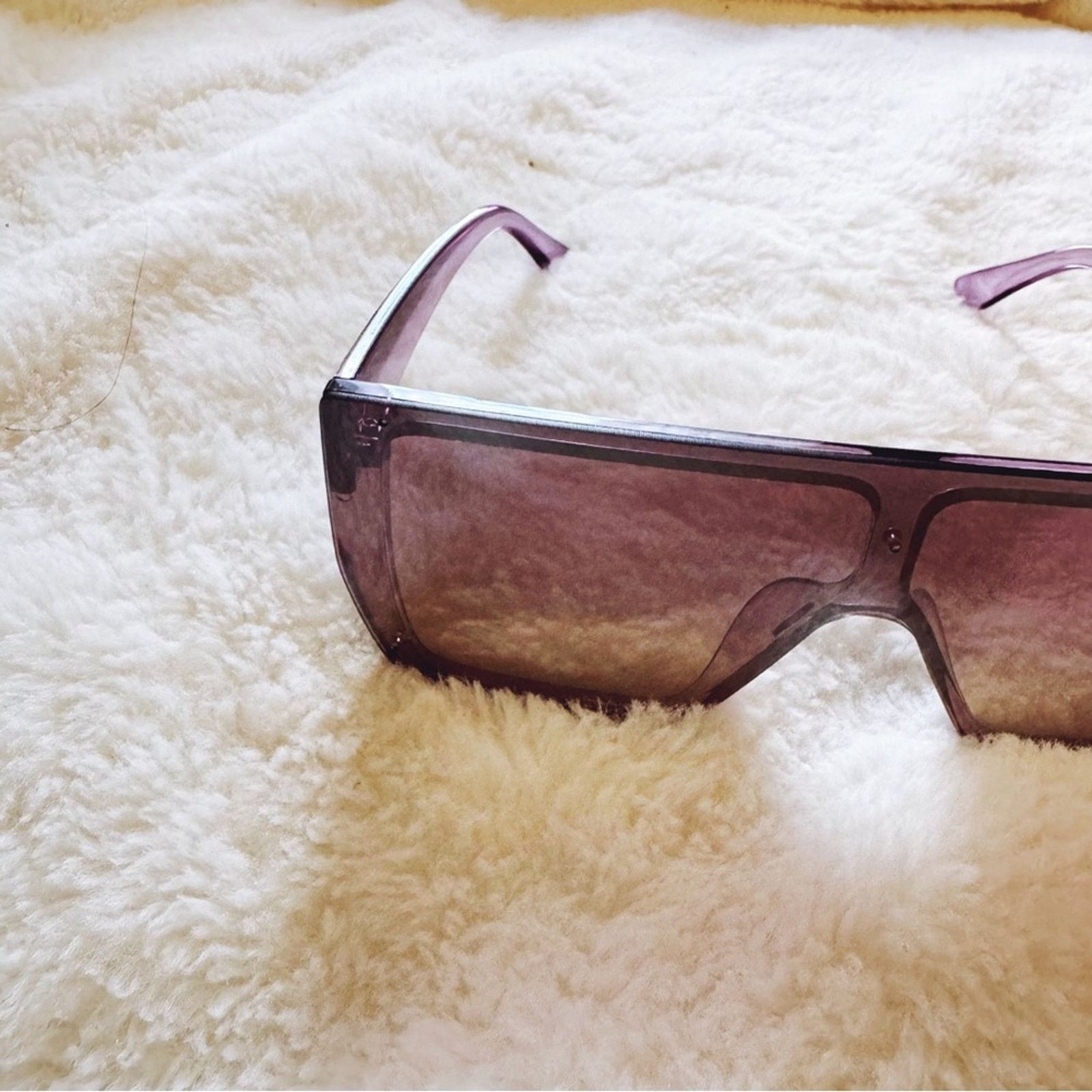 Other Greta Light Purple Oversized Statement Sunglasses Size ONE SIZE - 5 Thumbnail