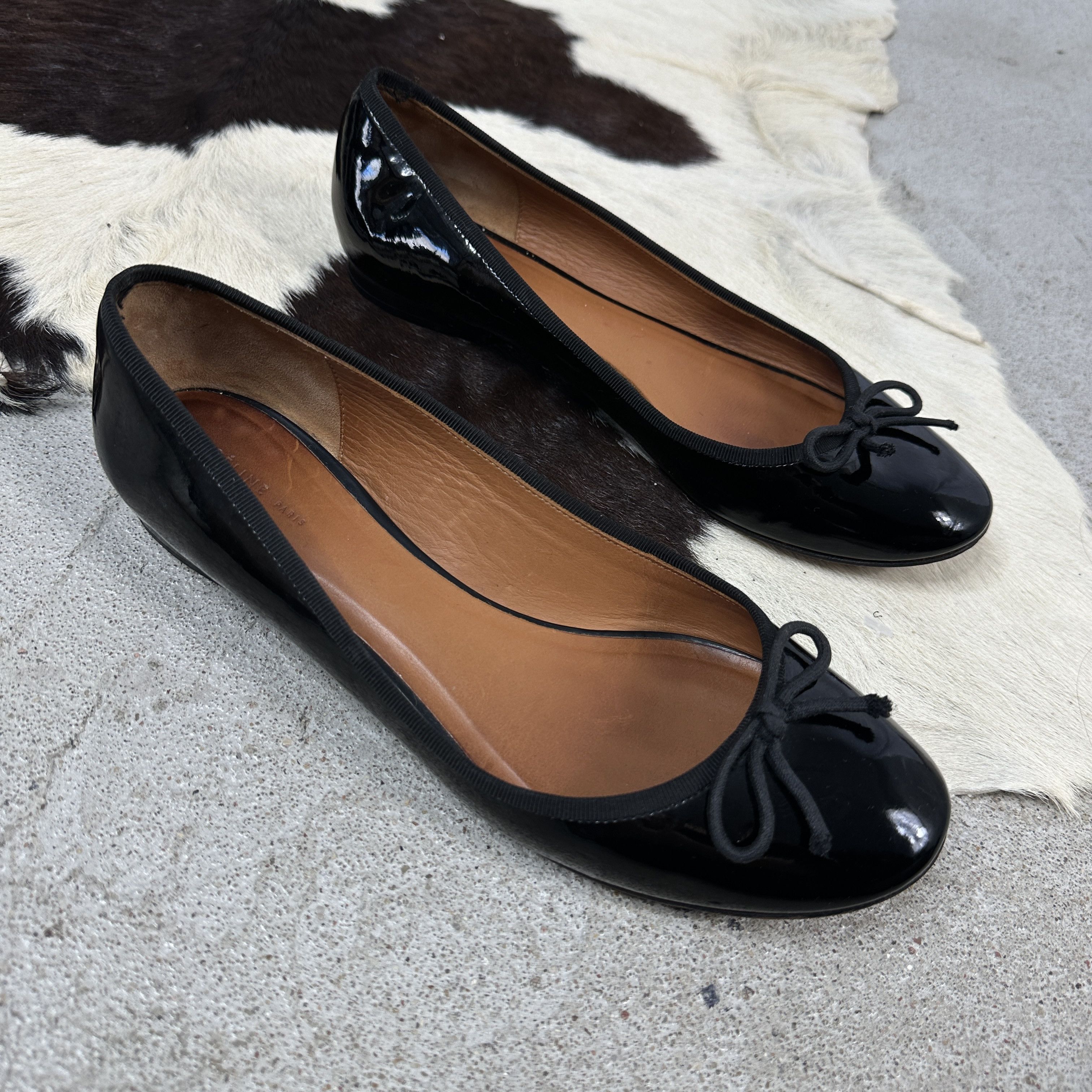Vintage Vintage Y2K Avant Garde Leather Celine Bows Ballerinas Size US 7 / IT 37 - 2 Thumbnail