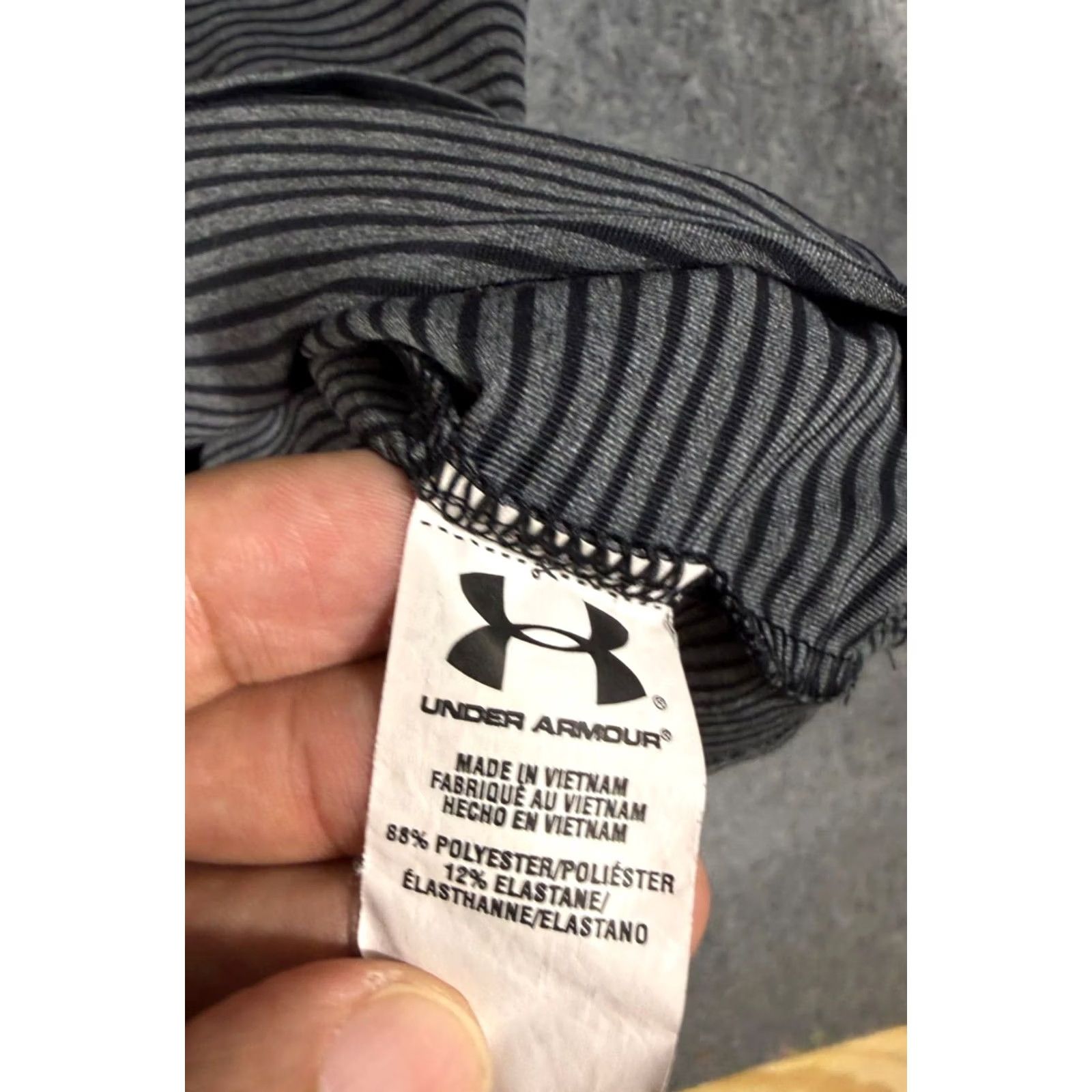 Under Armour Under Armour Polo Shirt Mens XL Gray Black Pinstriped Stretch HeatGear Loose Size US XL / EU 56 / 4 - 6 Thumbnail