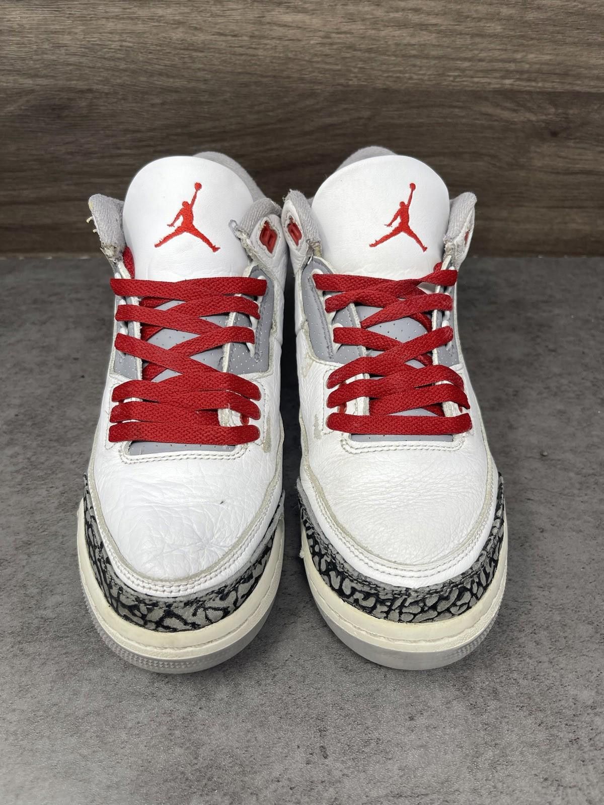 Nike Air Jordan 3 Fire Red Kids Size 6Y GS Nike Red White 2022 Size US 6 / EU 39 - 3 Thumbnail