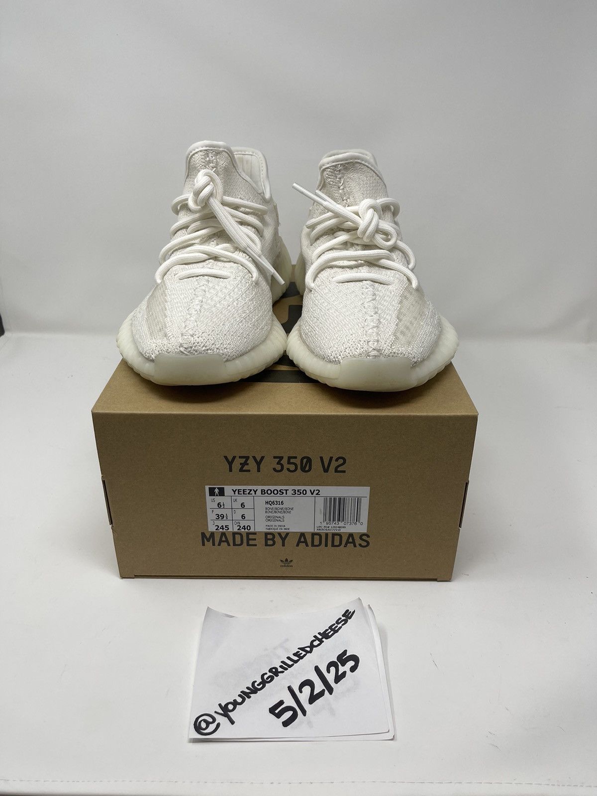 Adidas × Yeezy Yeezy 350 V2 Bone Size 6.5 Size US 6.5 / EU 39-40 - 1 Thumbnail
