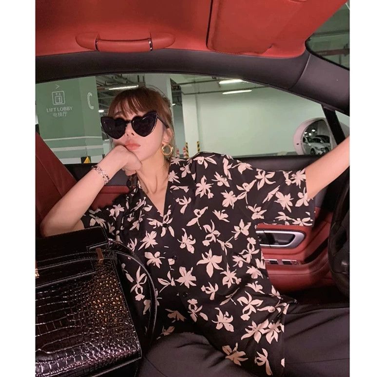 Yves Saint Laurent Saint Laurent size 39 20SS Mulberry Silk Flower Shirt 2503 Size US M / EU 48-50 / 2 - 9 Thumbnail