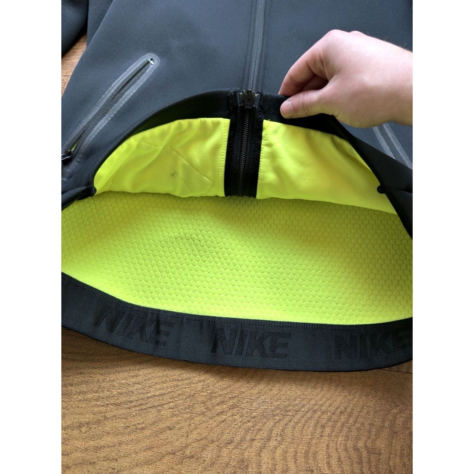 Nike Nike Therma Sphere Training Hoodie Jacket Mens M Black Volt Tech Rare Size US M / EU 48-50 / 2 - 5 Thumbnail