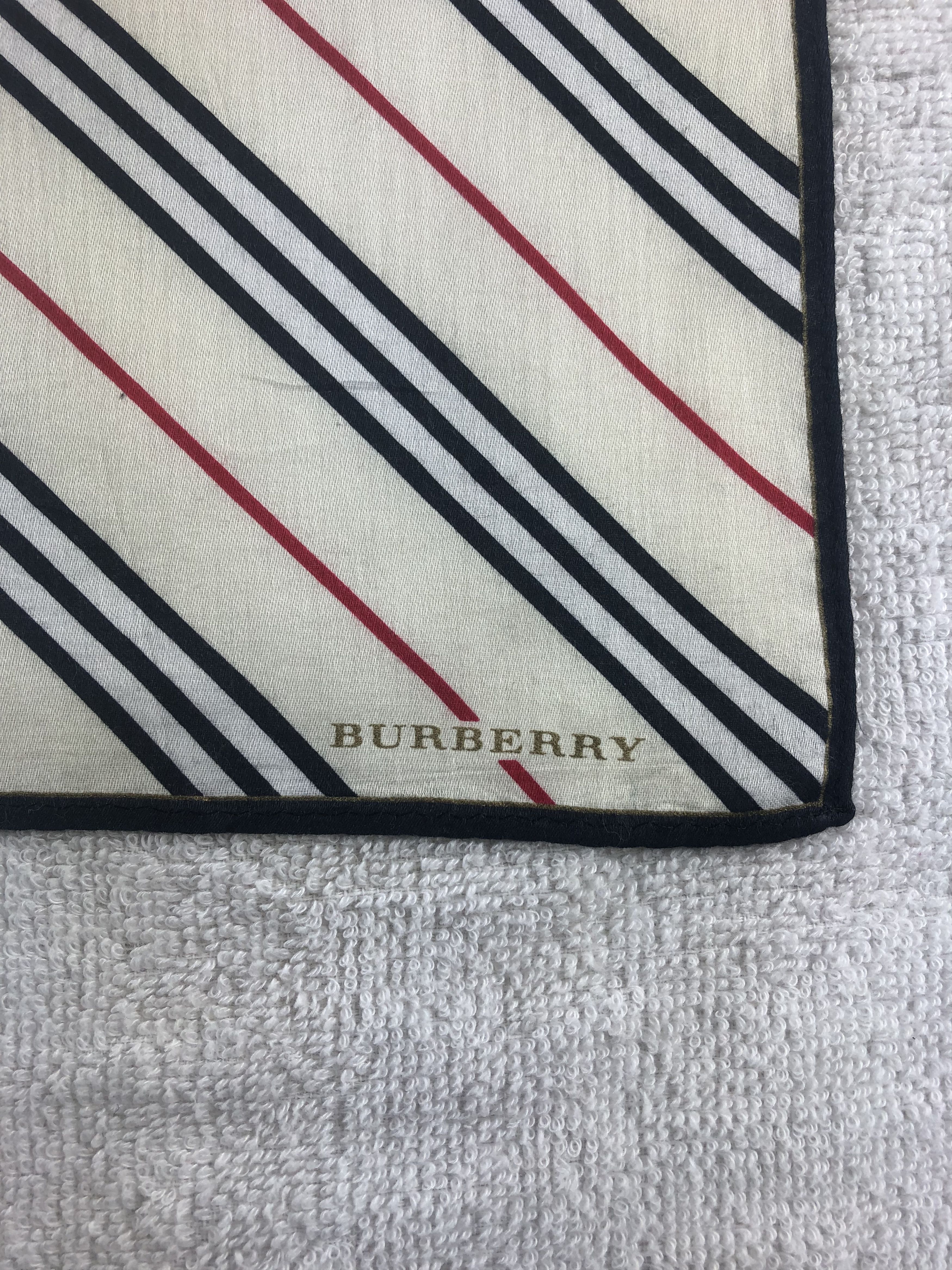 Burberry Burberry Handkerchief / Bandana / Neckerchief Size ONE SIZE - 5 Thumbnail