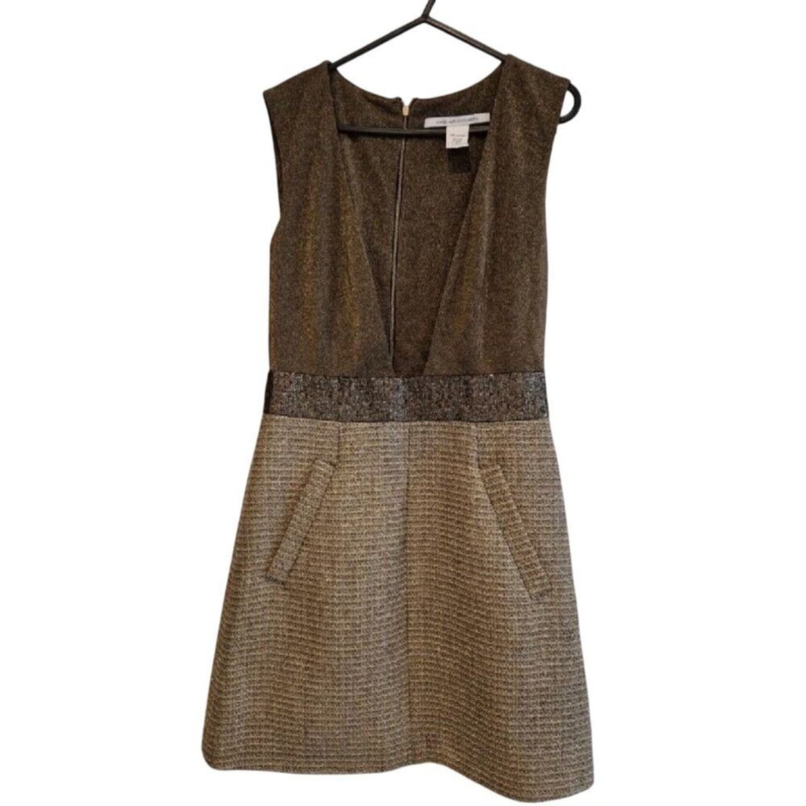 Diane von Furstenberg DIANE VON FURSTENBERG GOLD PLUNGE DRESS-Sz 4 Size S / US 4 / IT 40 - 1 Thumbnail