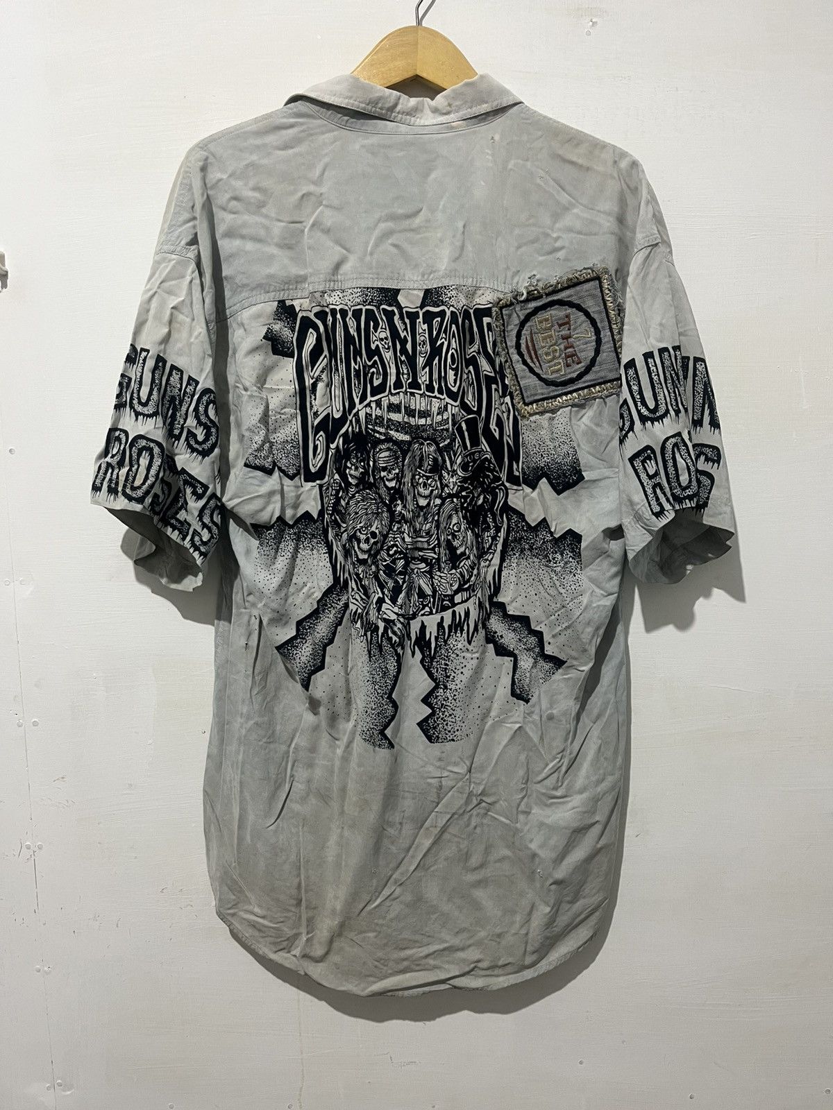 Guns N' Roses Guns N Roses Vintage Shirt Caded Distrassed Size US XL / EU 56 / 4 - 7 Thumbnail