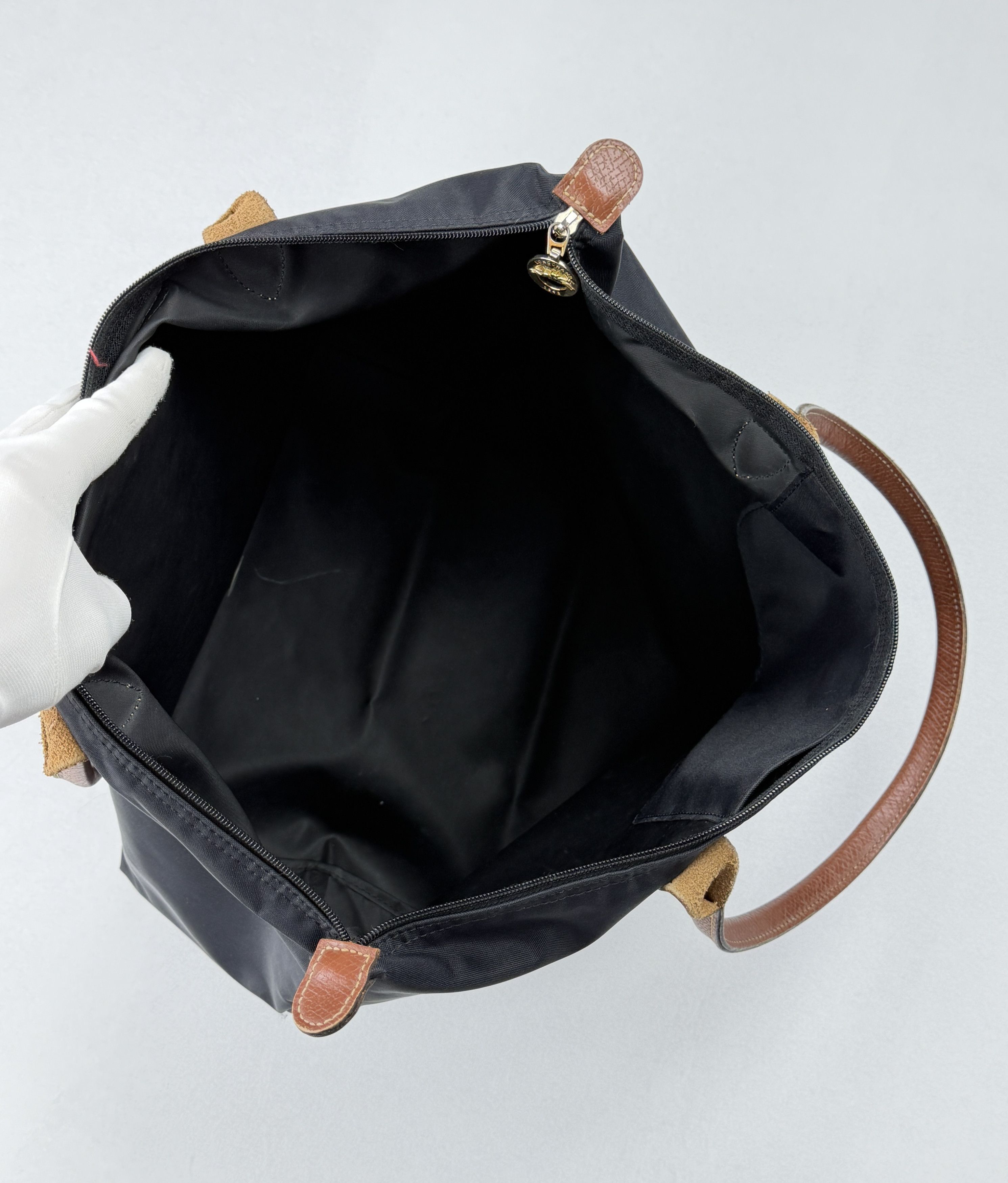 Longchamp Longchamp Le Pliage Black Nylon Top Handle Bag Size L Size ONE SIZE - 9 Thumbnail