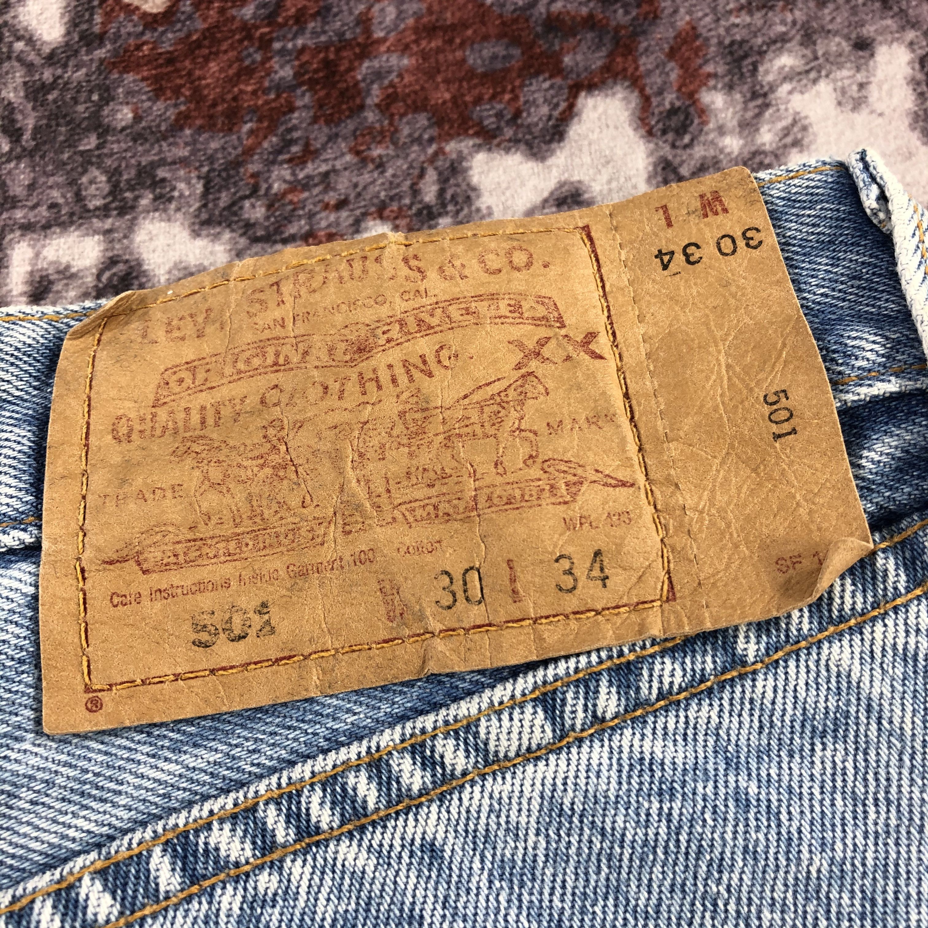 Levi's × Vintage Vintage 90s Light Wash Levis 501 Jeans-JM2822 Size US 30 / EU 46 - 6 Thumbnail