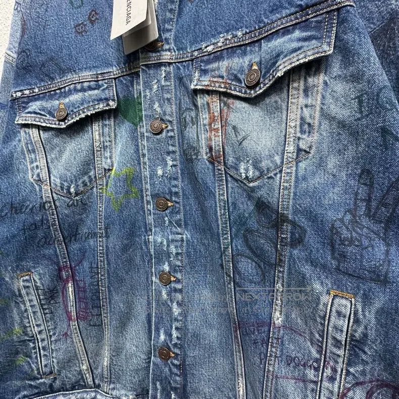 Balenciaga Balenciaga Destroyed Graffiti Print Denim Jacket Size US L / EU 52-54 / 3 - 5 Thumbnail