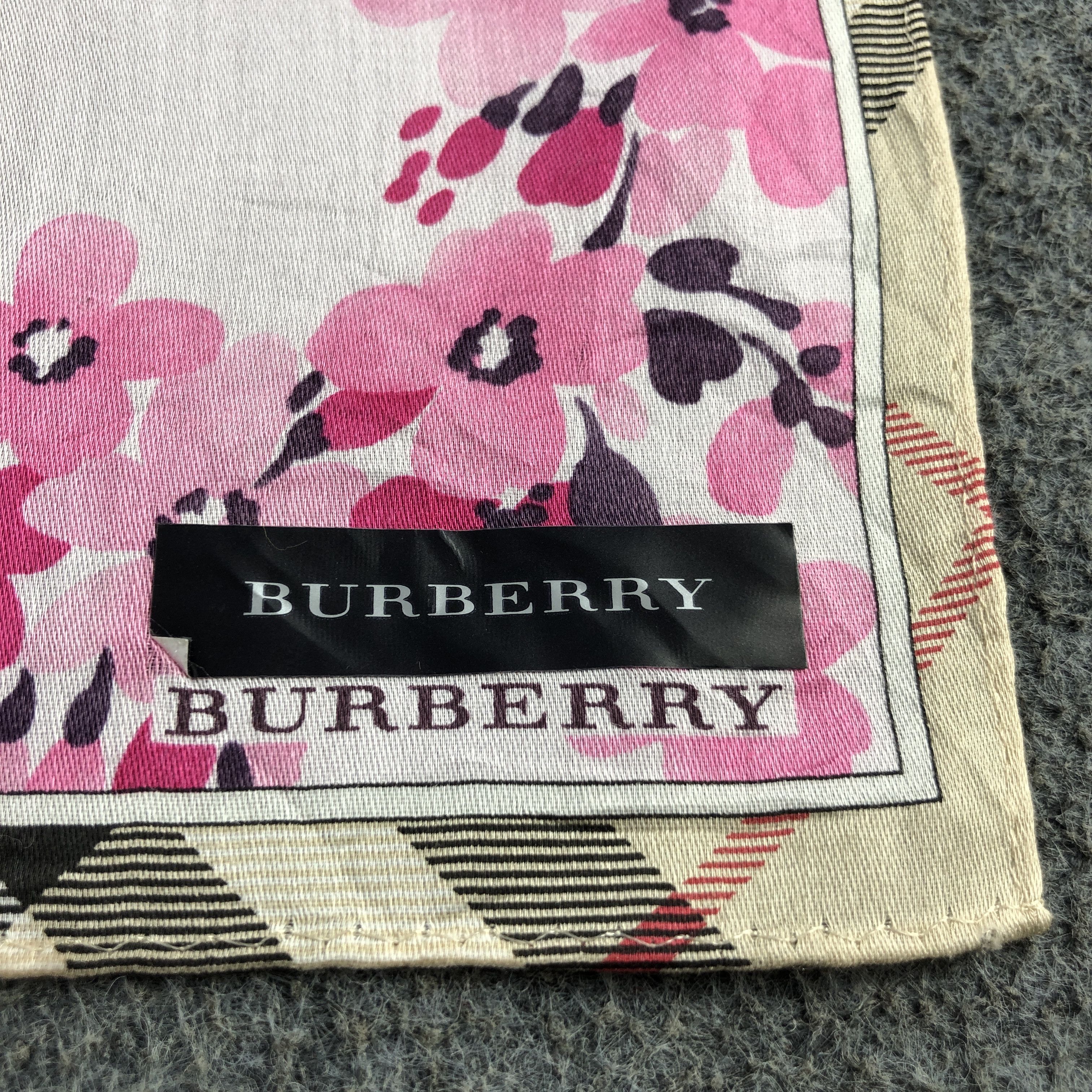 Burberry Burberry Floral Handkerchief Neckerchief Bandana H2715 Size ONE SIZE - 4 Thumbnail